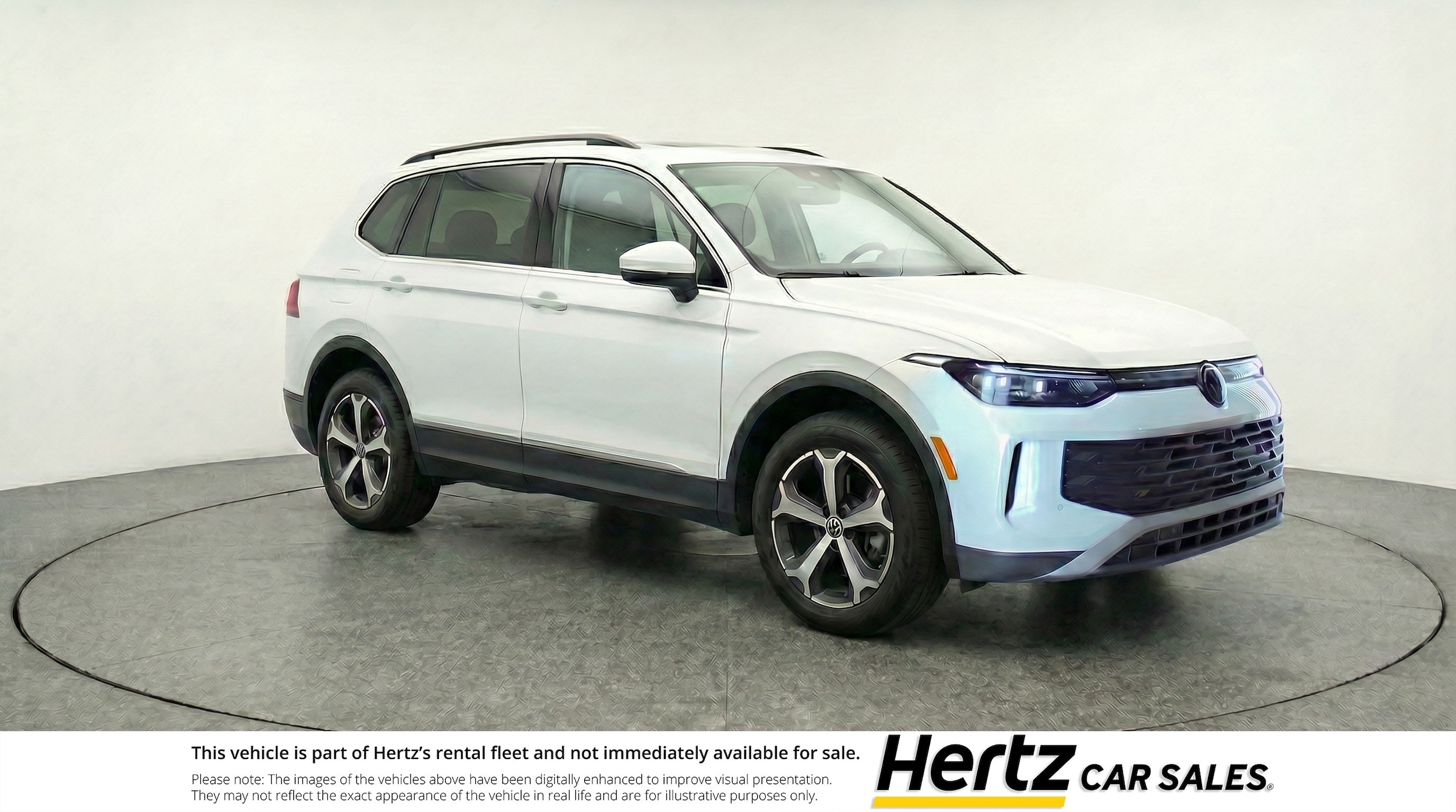 Thumbnail: 2026 Volkswagen Tiguan - 1