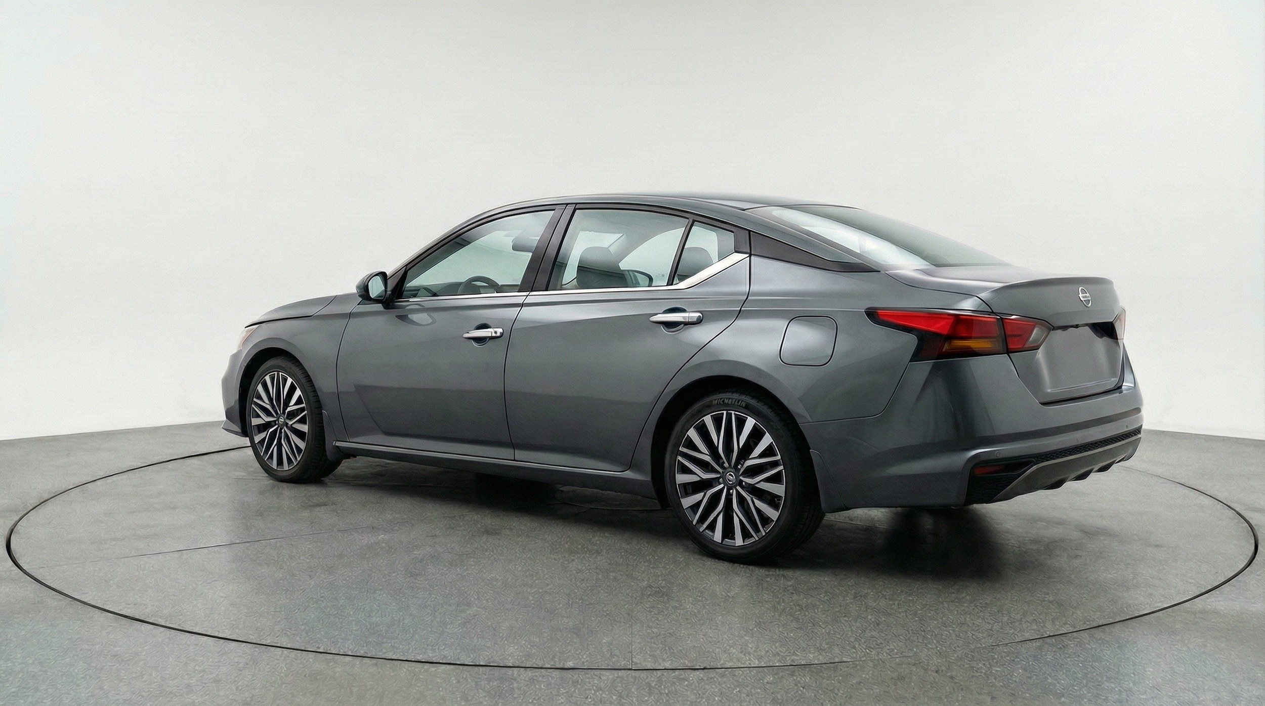 Thumbnail: 2025 Nissan Altima - 6