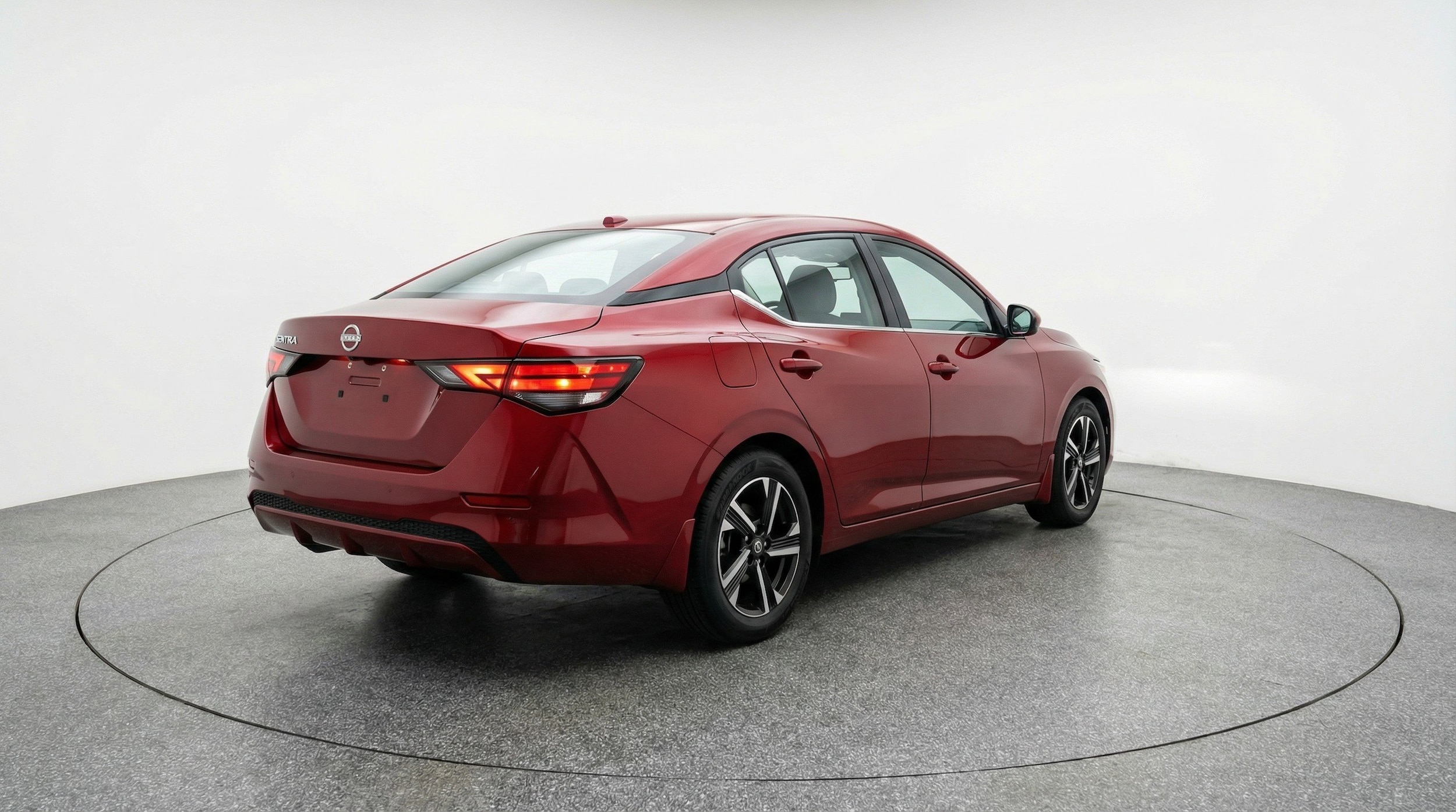 Thumbnail: 2025 Nissan Sentra - 9
