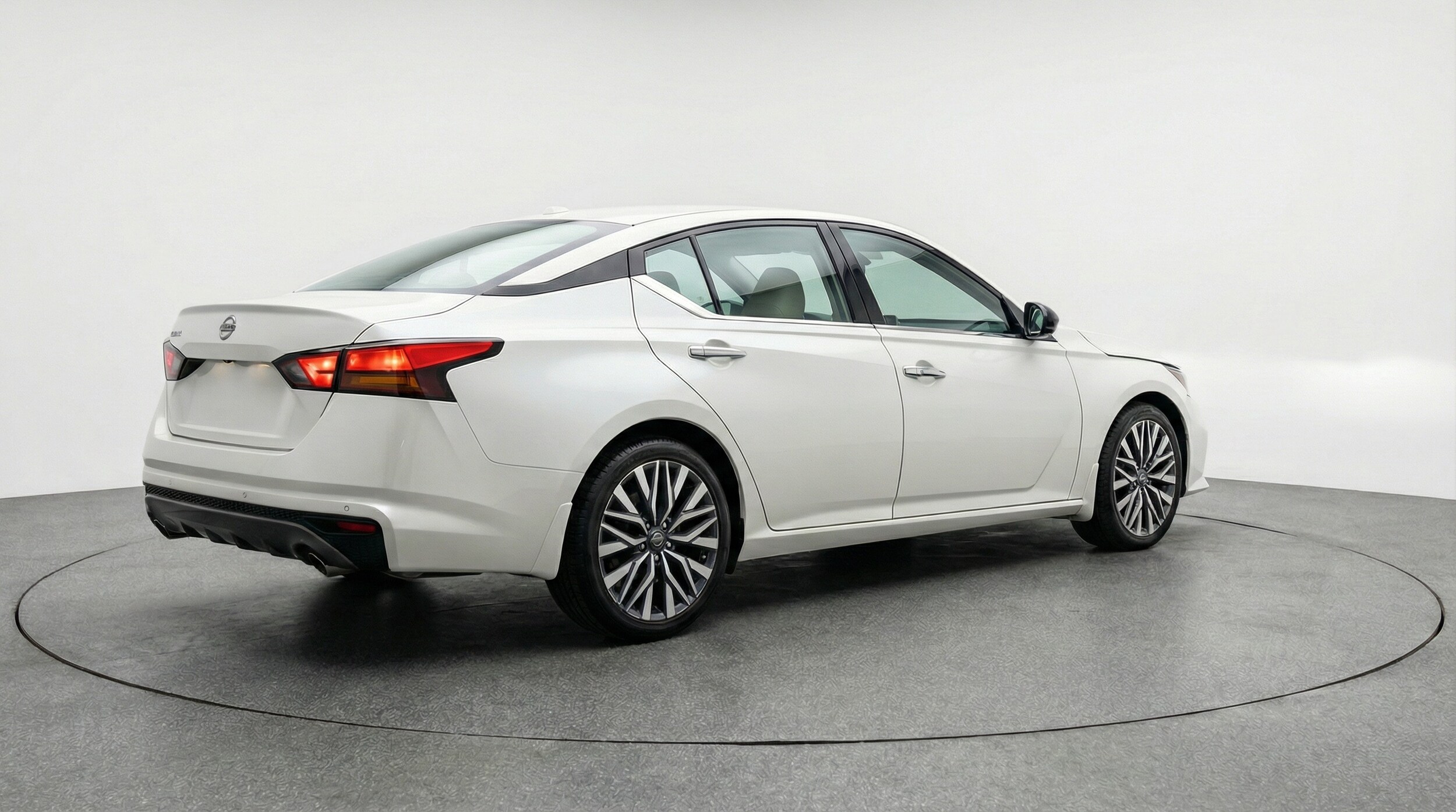 Thumbnail: 2025 Nissan Altima - 7