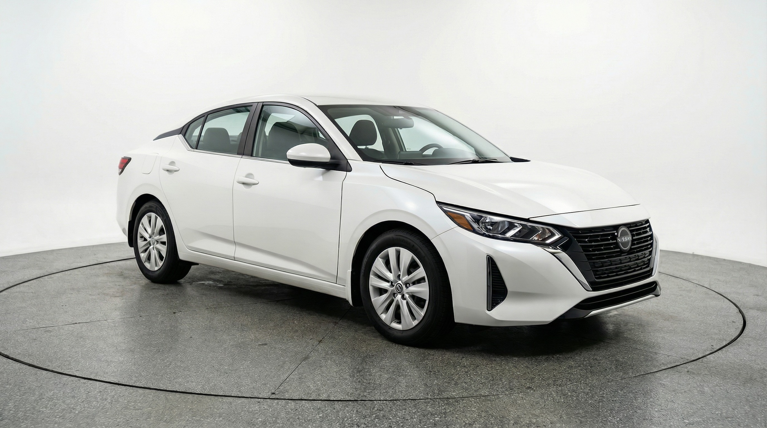 Thumbnail: 2025 Nissan Sentra - 1