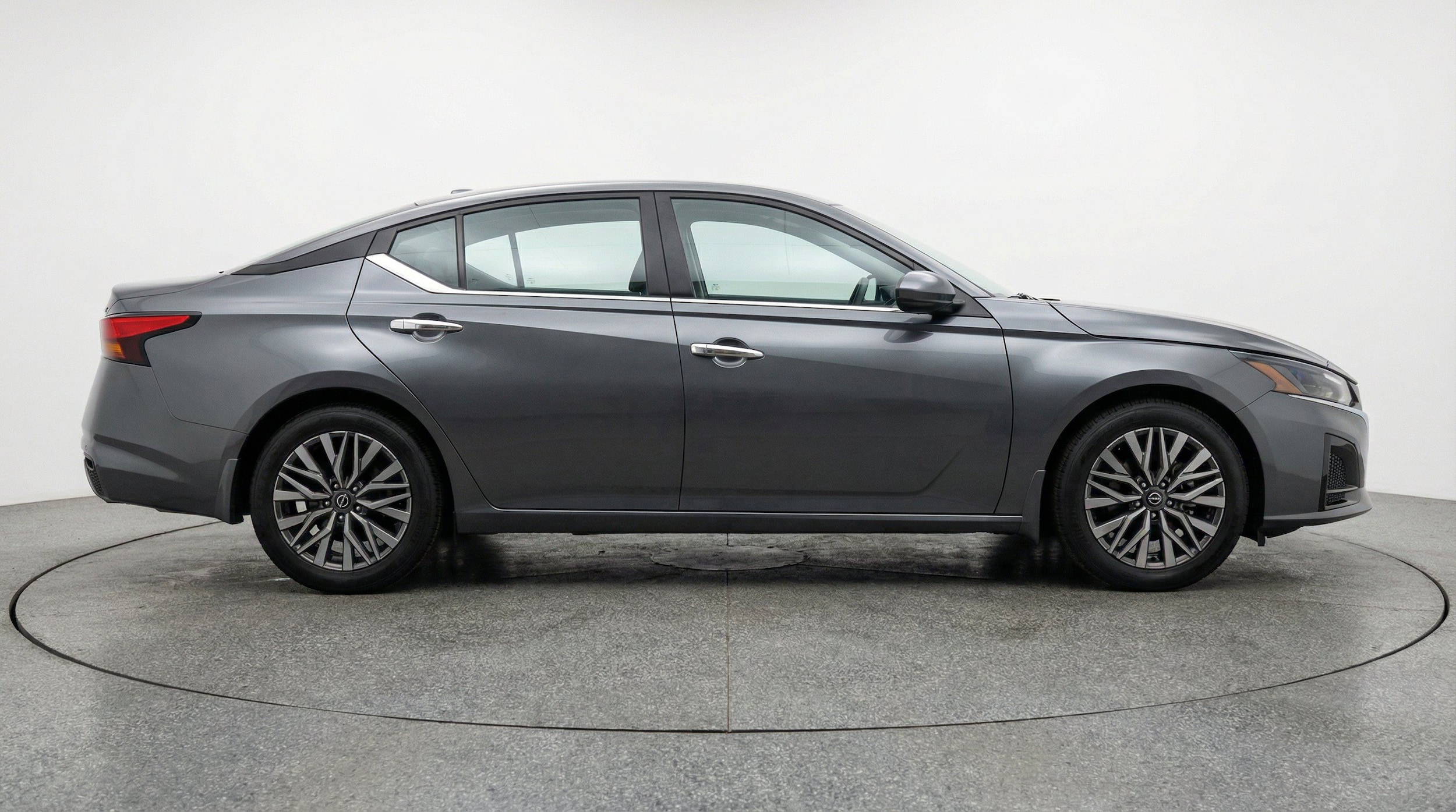 Thumbnail: 2025 Nissan Altima - 11