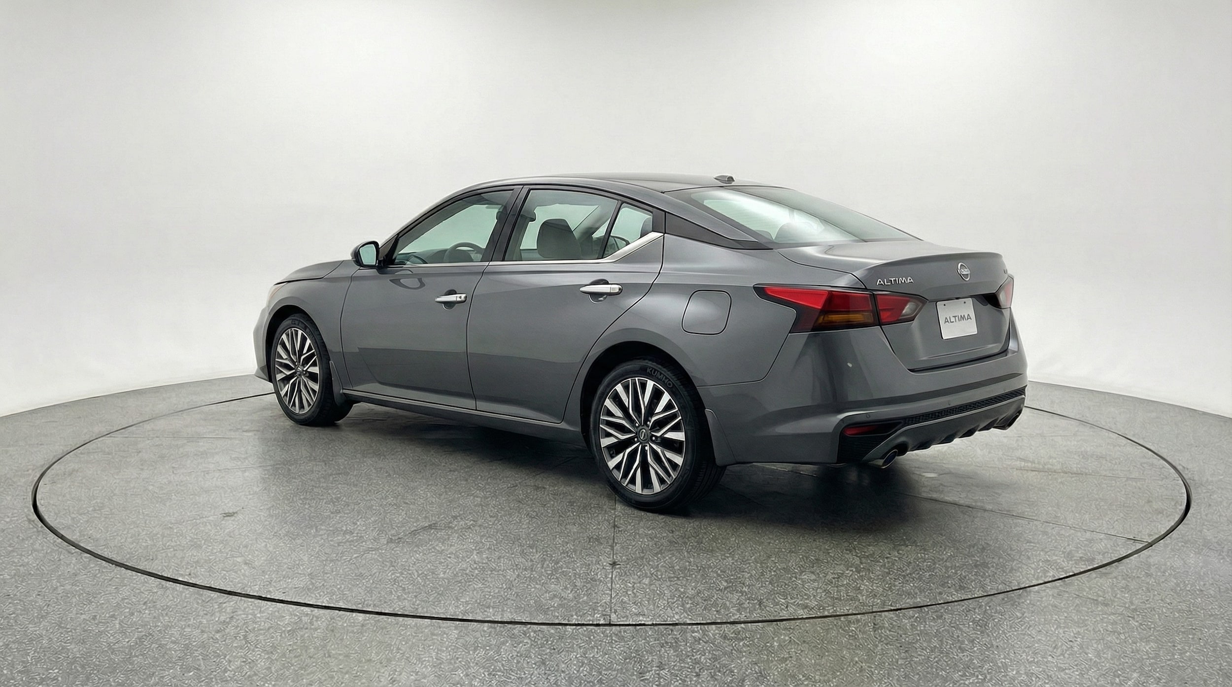 Thumbnail: 2025 Nissan Altima - 5