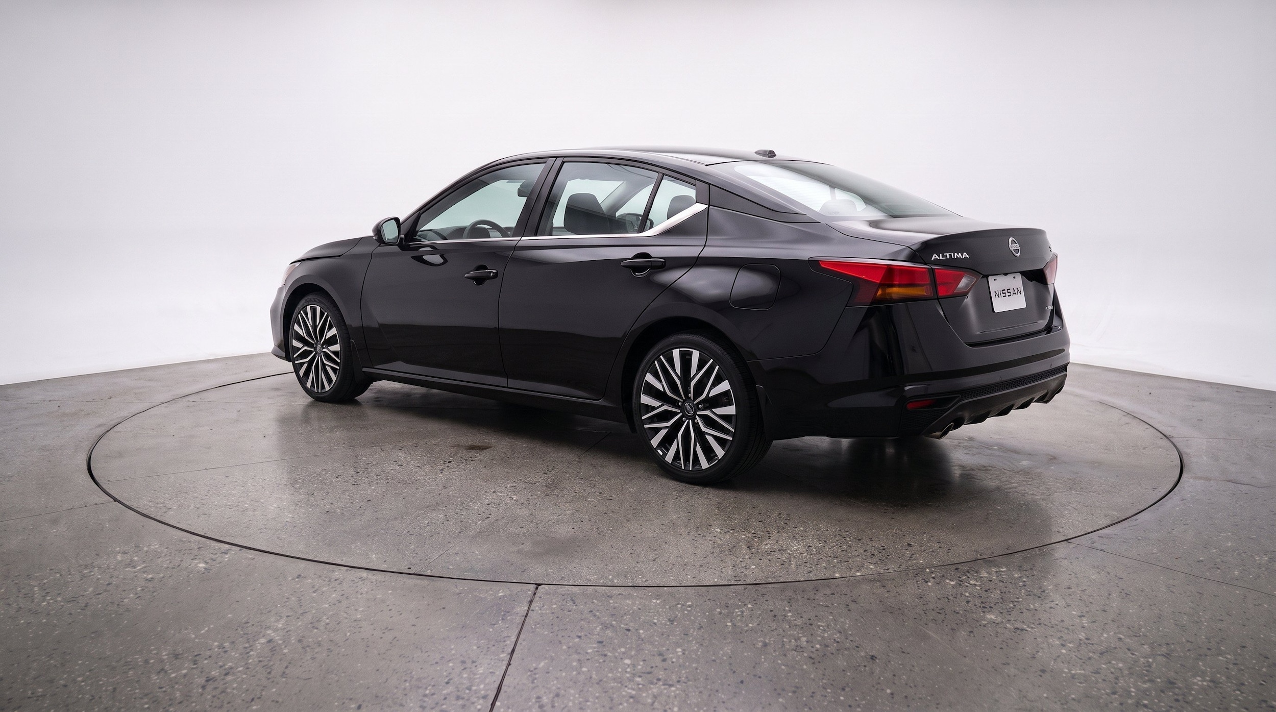 Thumbnail: 2025 Nissan Altima - 6
