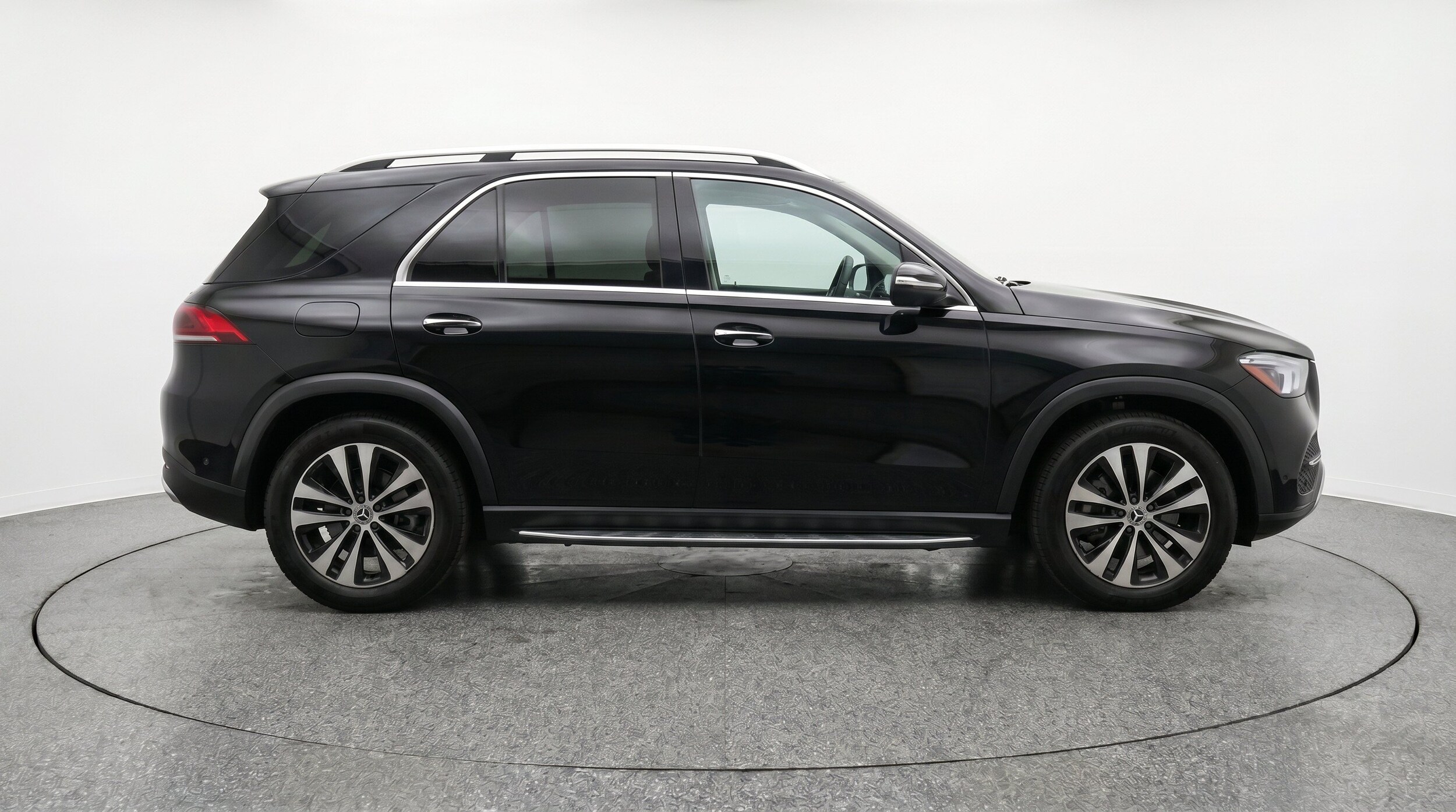 Thumbnail: 2026 Mercedes-Benz GLE - 11