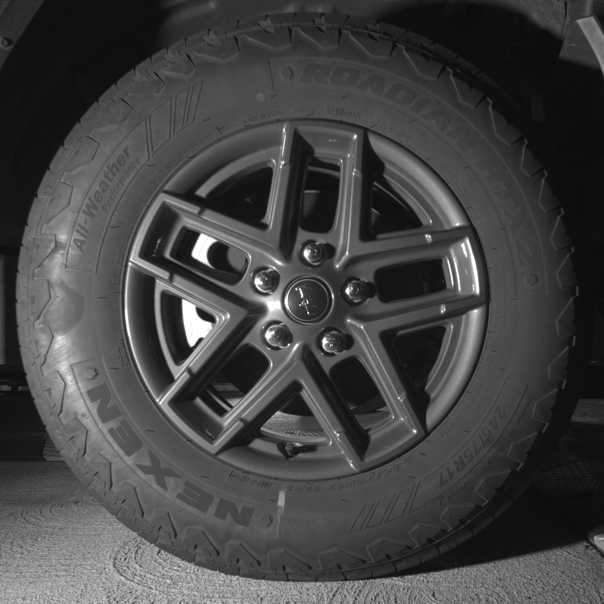 Thumbnail: 2025 Jeep Wrangler - 13