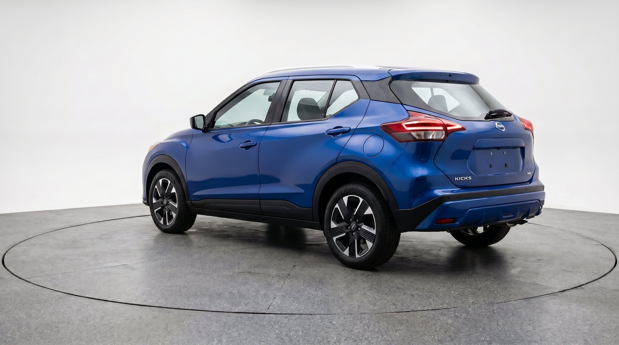 Thumbnail: 2026 Nissan Kicks - 6