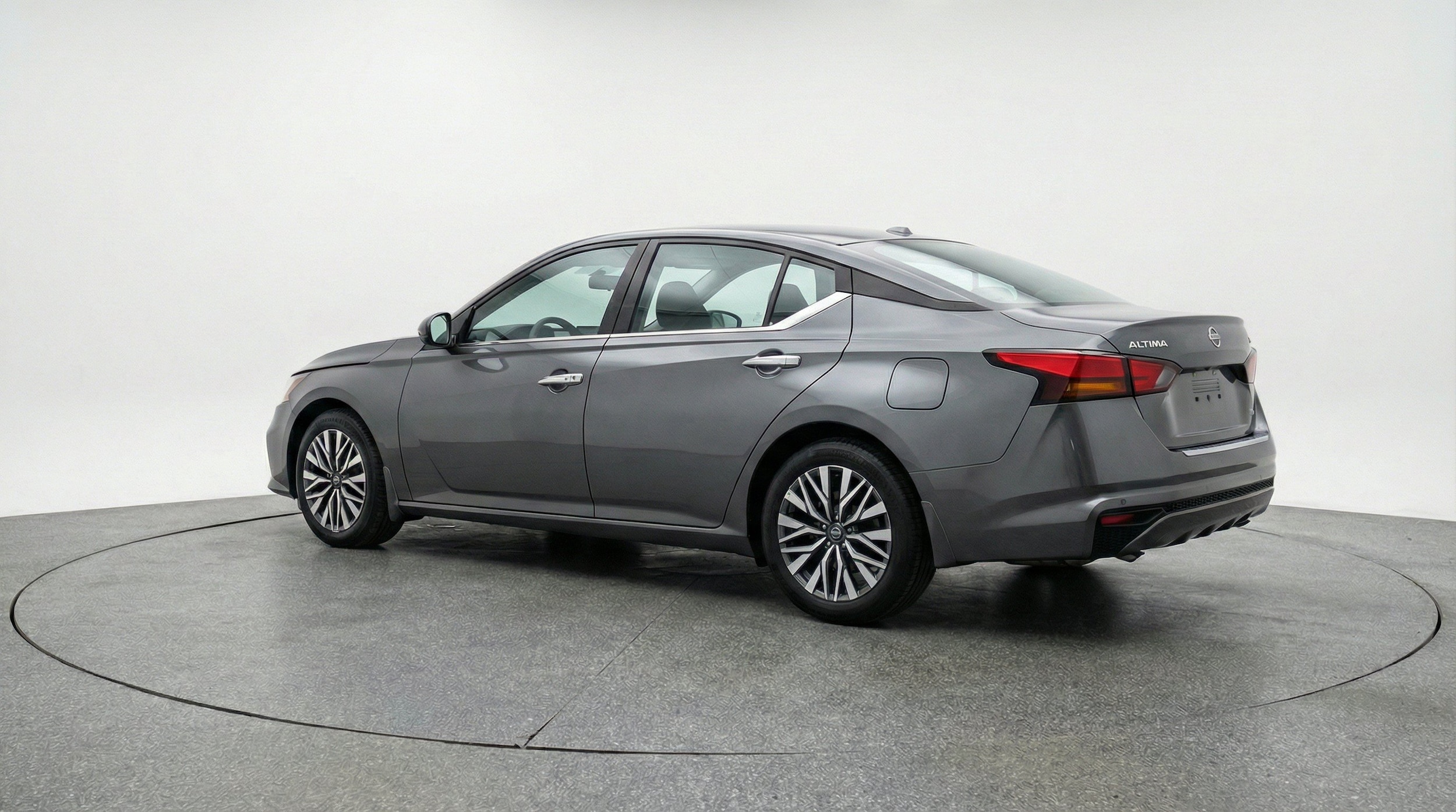 Thumbnail: 2025 Nissan Altima - 6