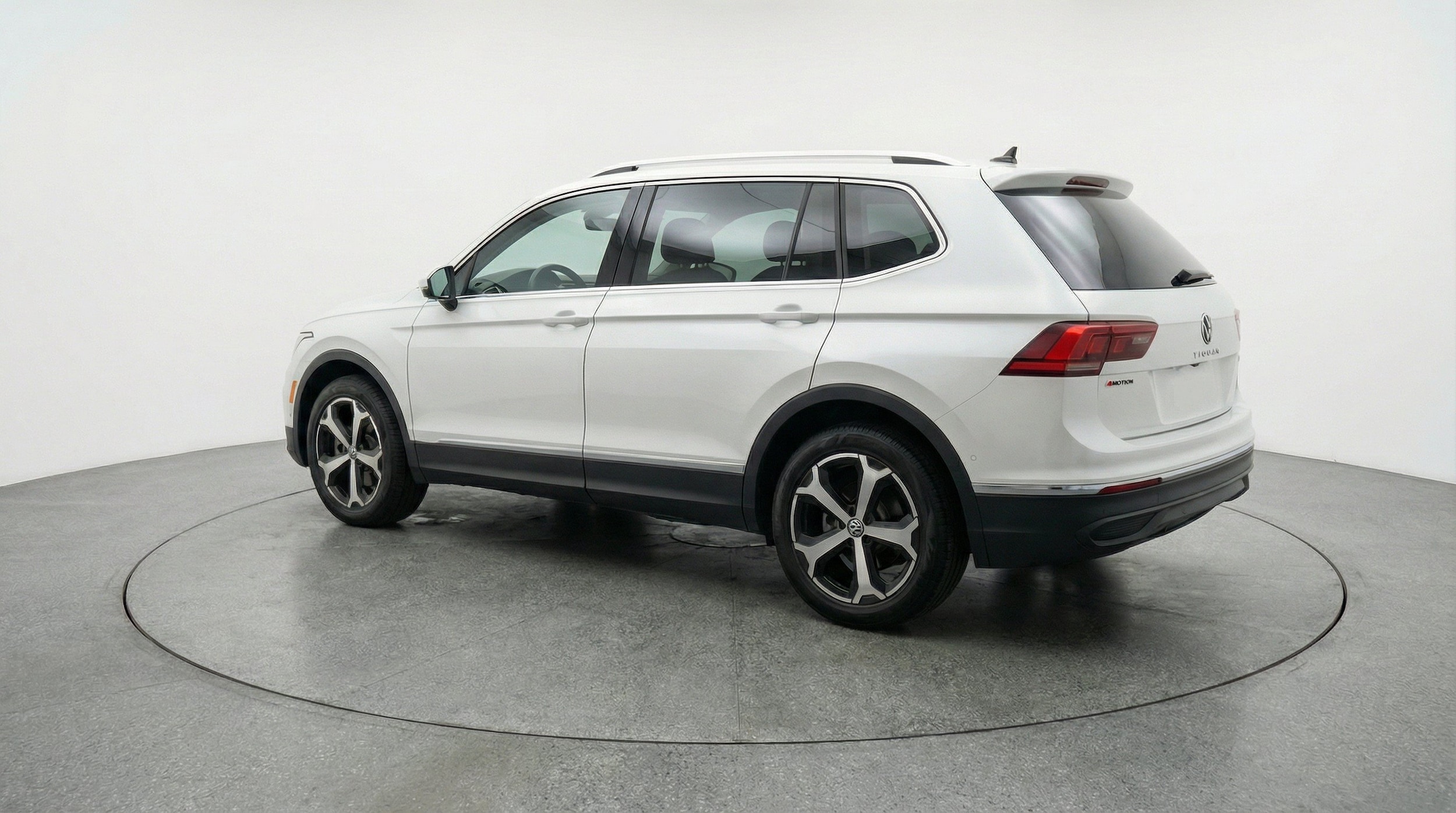 Thumbnail: 2026 Volkswagen Tiguan - 6