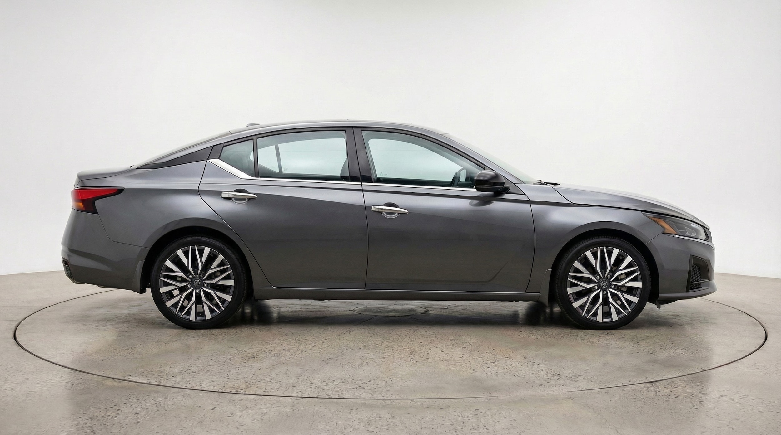 Thumbnail: 2025 Nissan Altima - 8