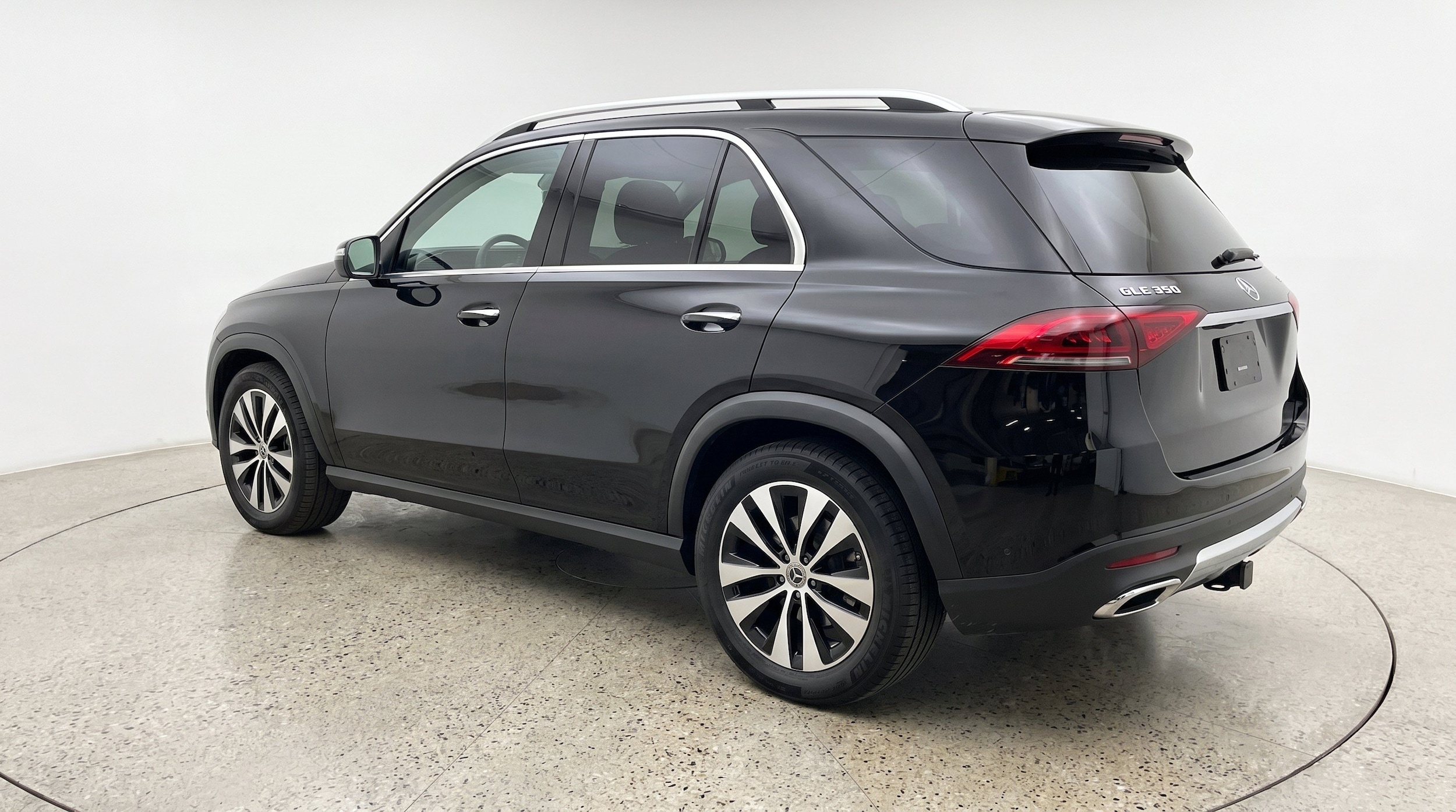 Thumbnail: 2026 Mercedes-Benz GLE - 6