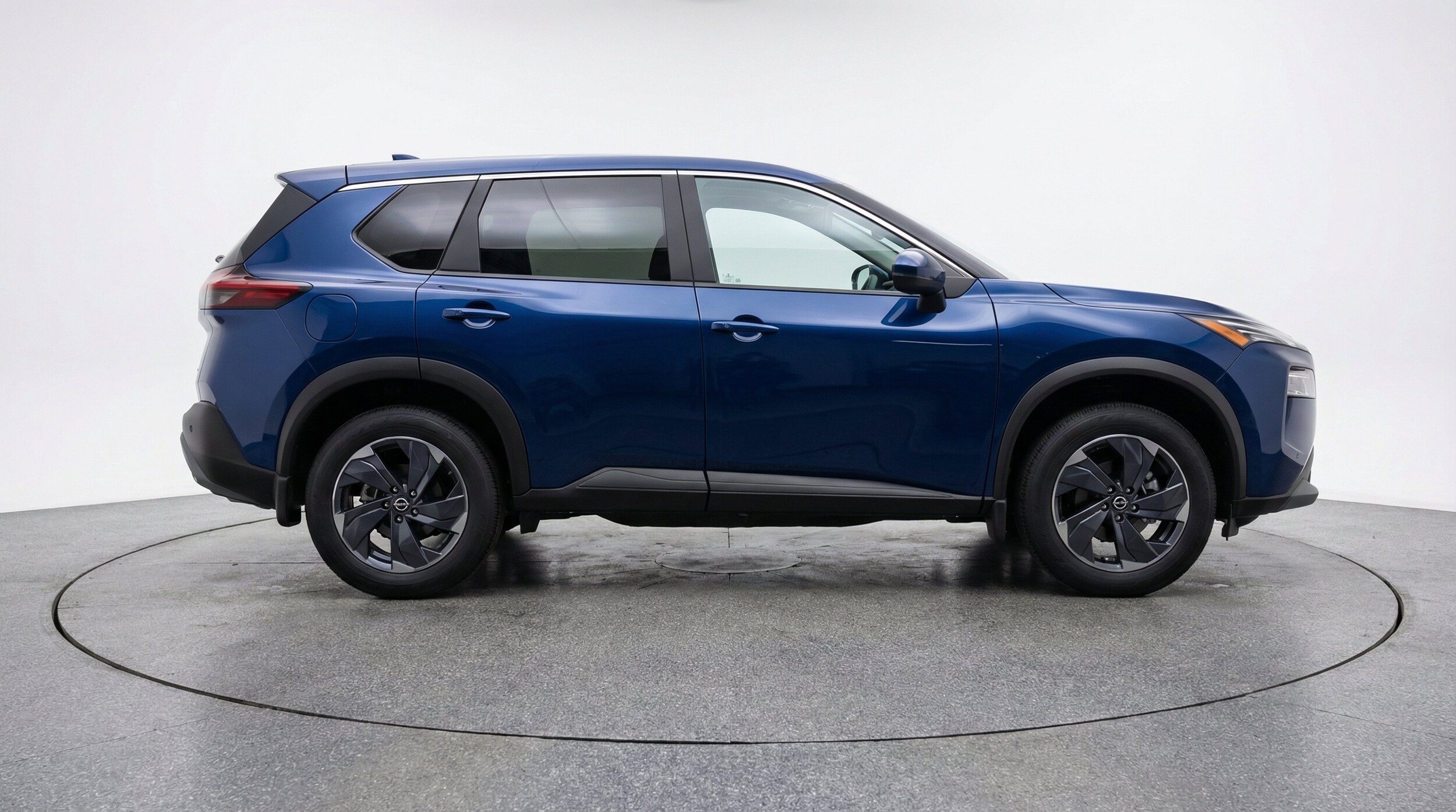 Thumbnail: 2025 Nissan Rogue - 10