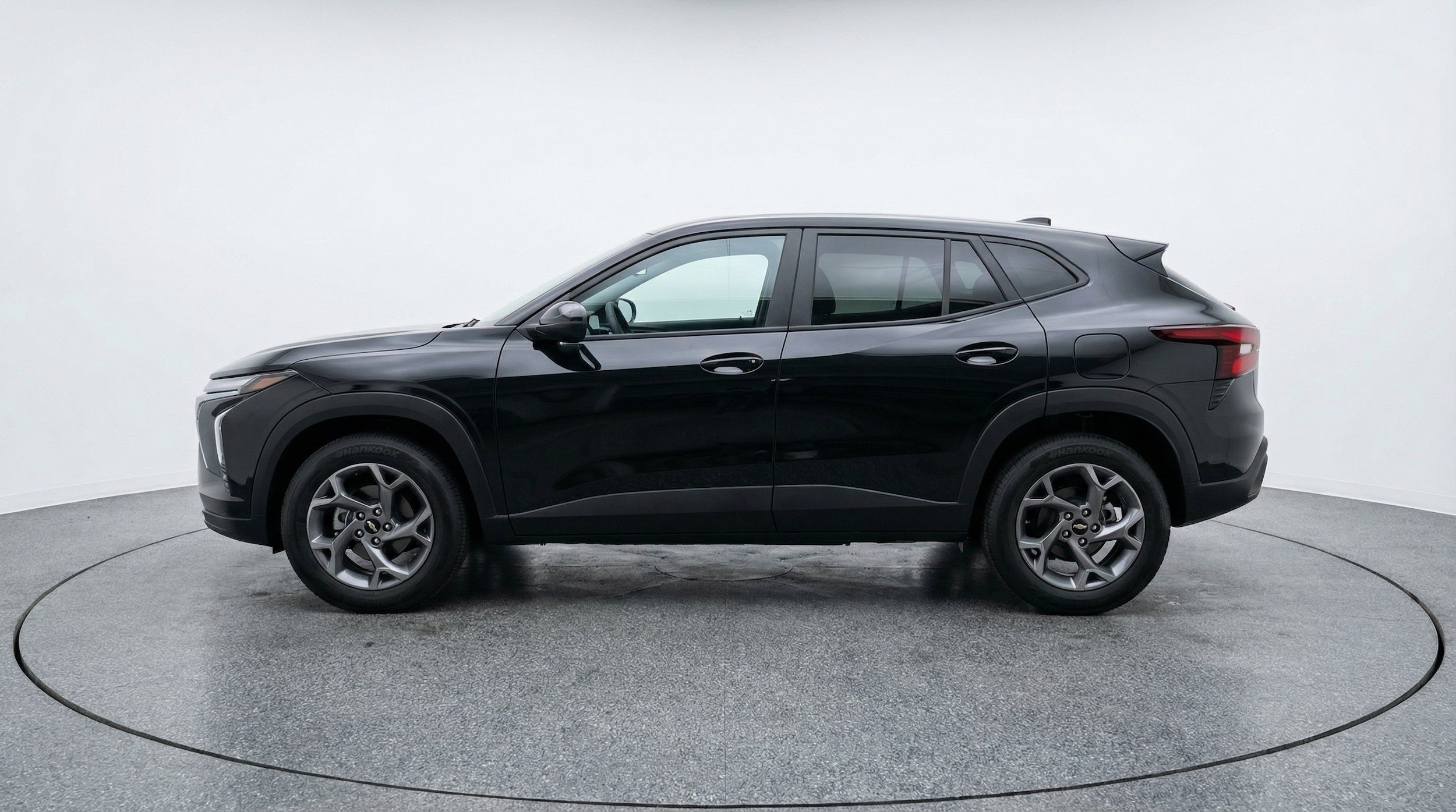 Thumbnail: 2025 Chevrolet Trax - 5