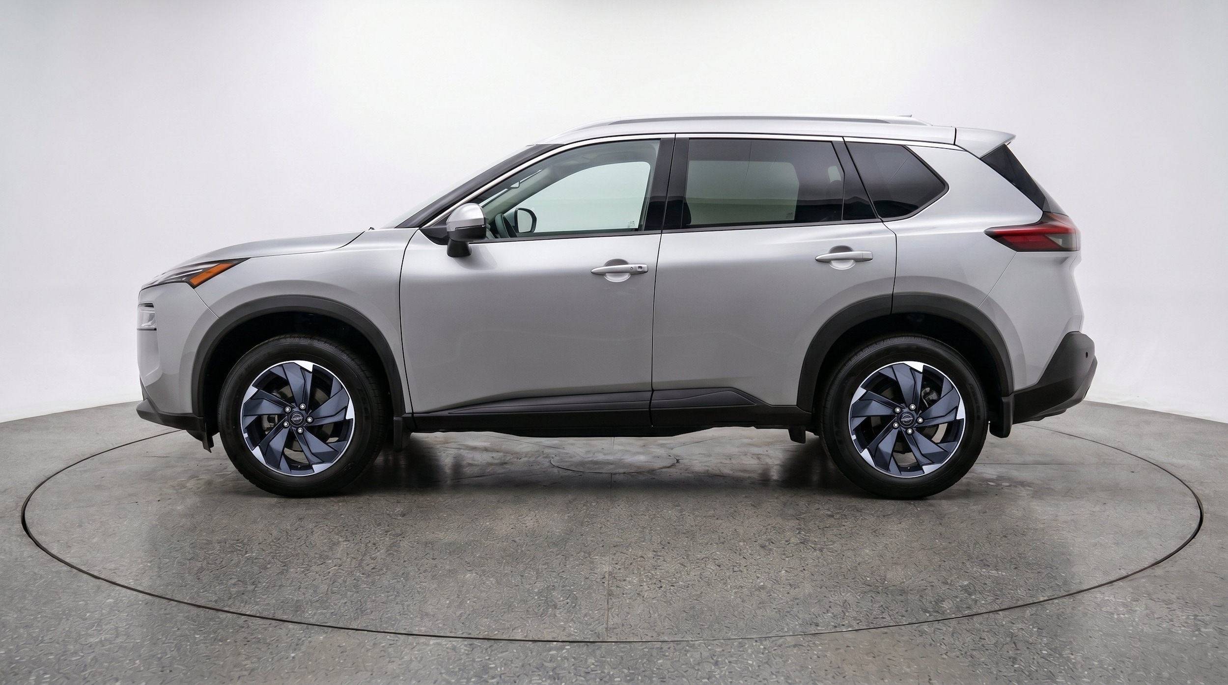 Thumbnail: 2025 Nissan Rogue - 5