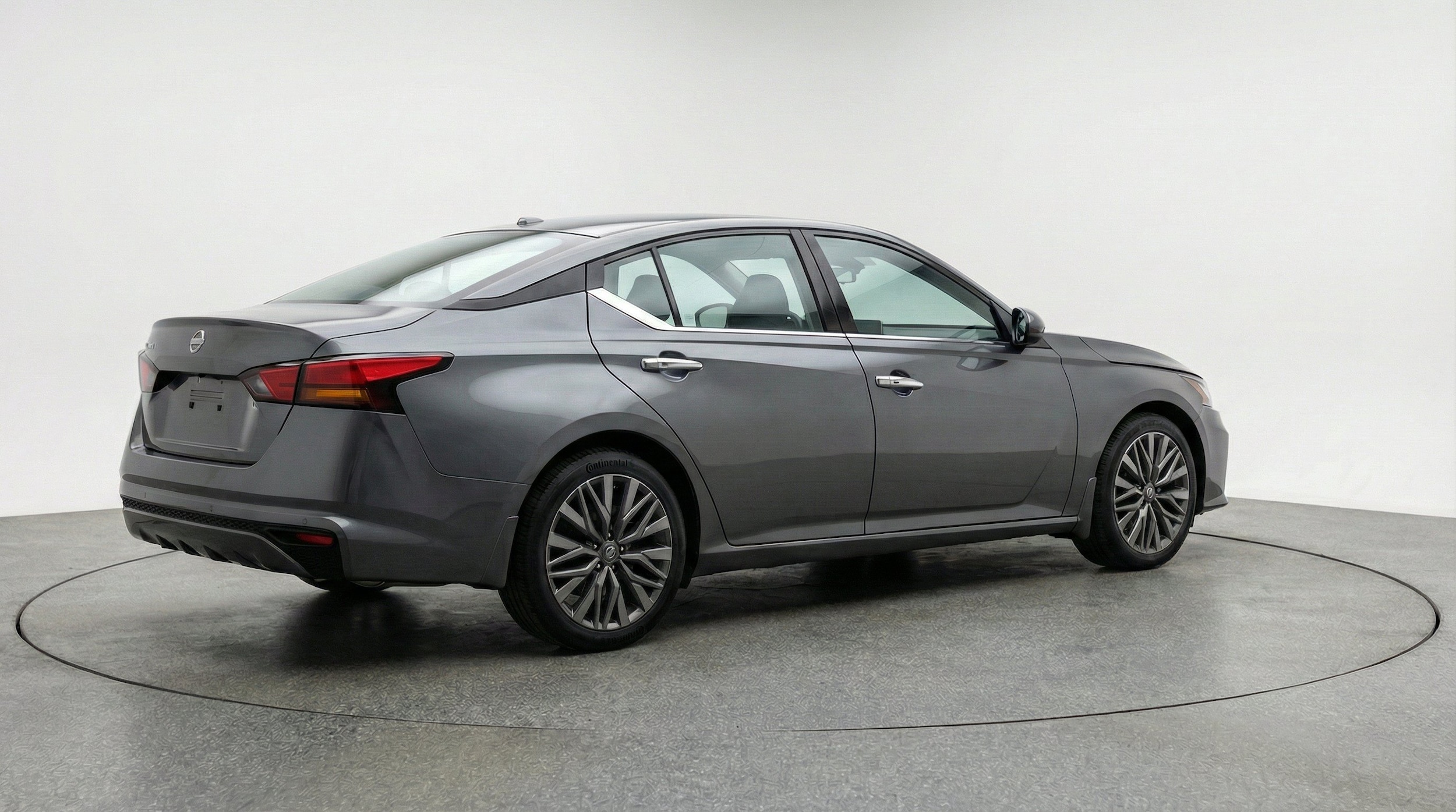 Thumbnail: 2025 Nissan Altima - 9