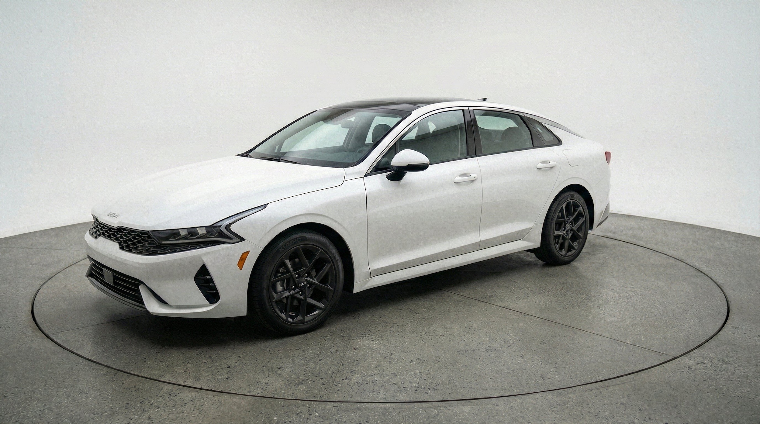 Thumbnail: 2025 Kia K5 - 3