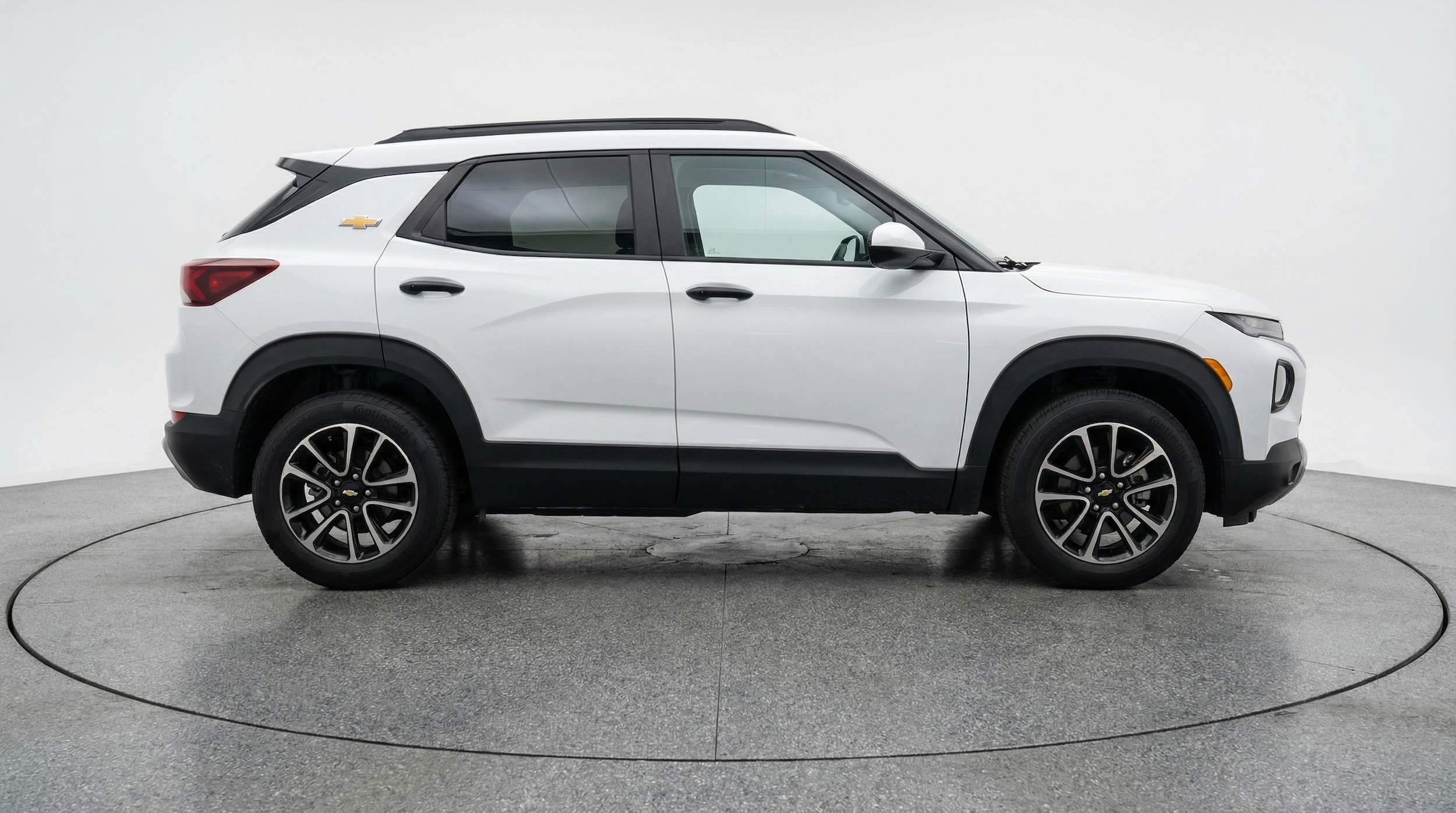Thumbnail: 2025 Chevrolet TrailBlazer - 8
