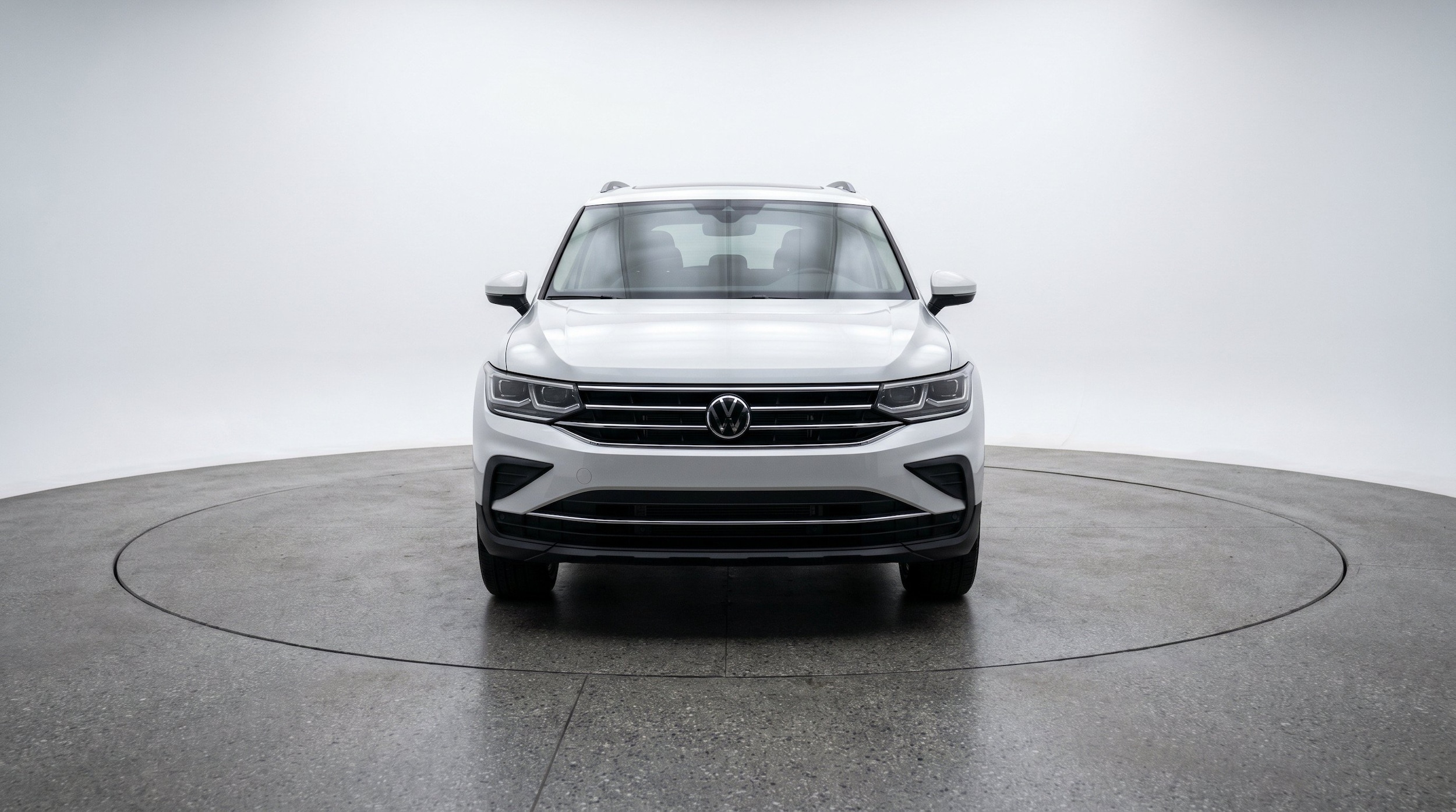 Thumbnail: 2026 Volkswagen Tiguan - 2