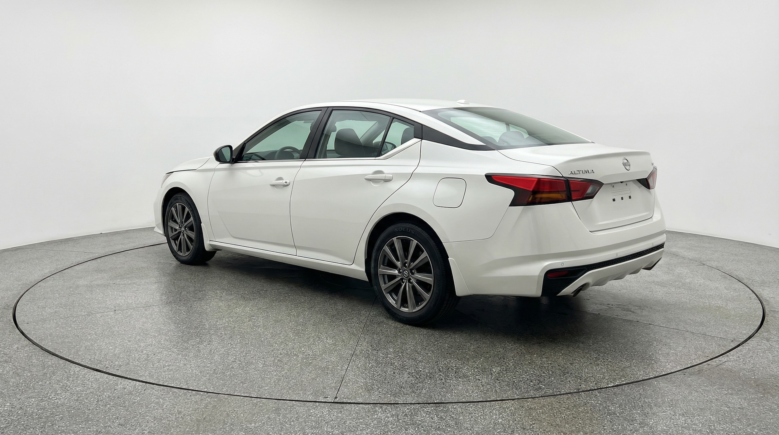 Thumbnail: 2025 Nissan Altima - 5