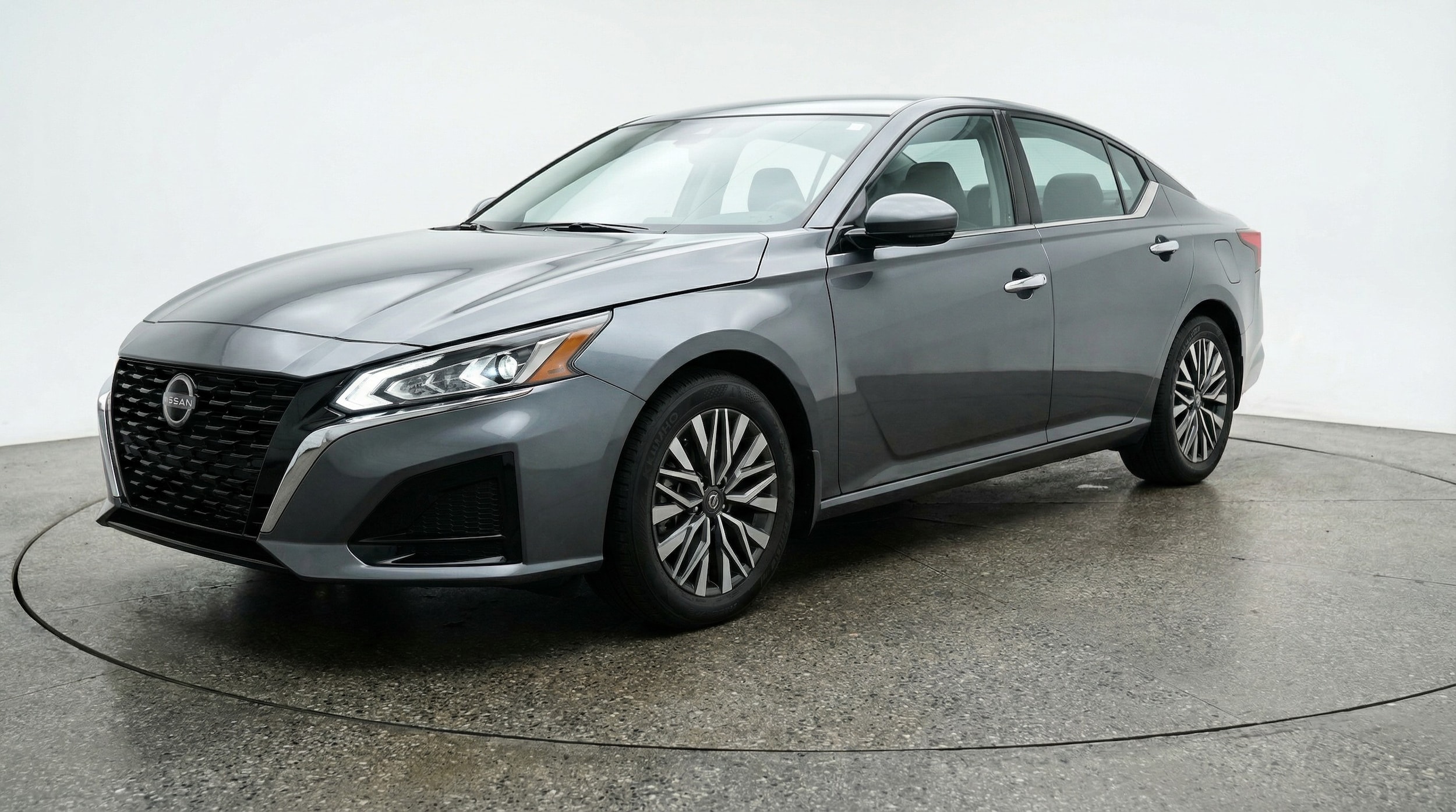 Thumbnail: 2025 Nissan Altima - 3