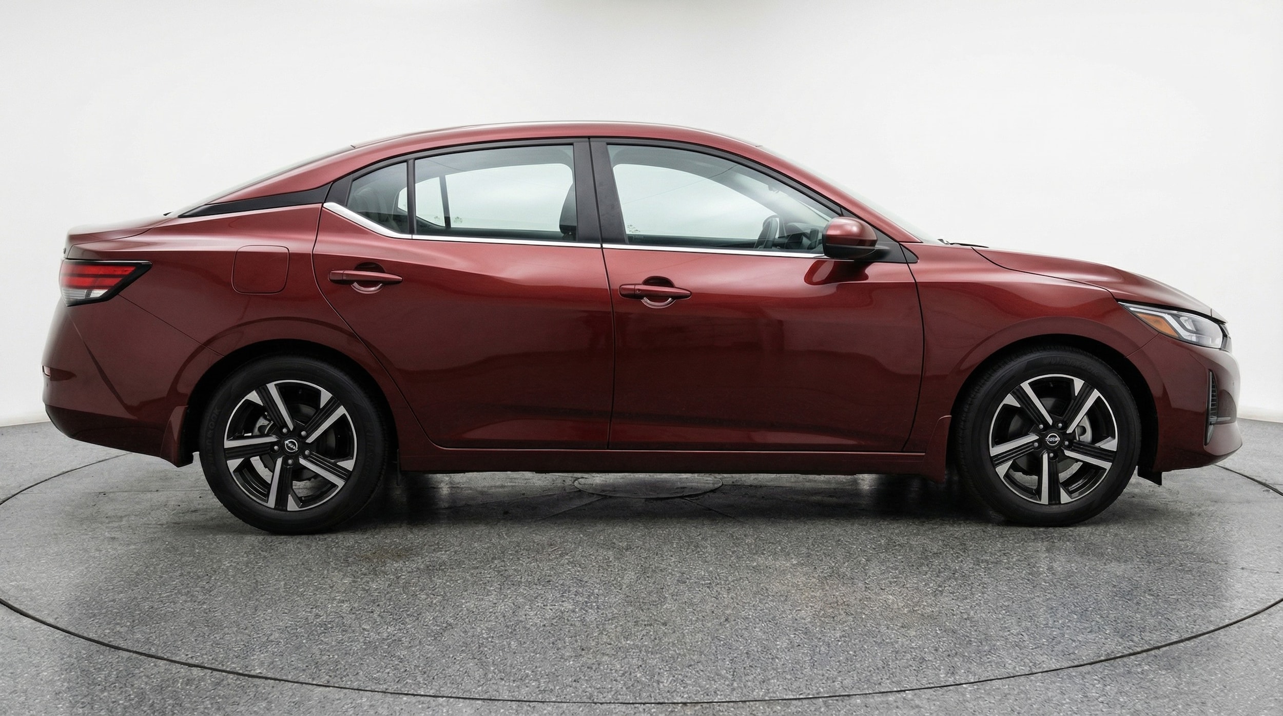Thumbnail: 2025 Nissan Sentra - 8