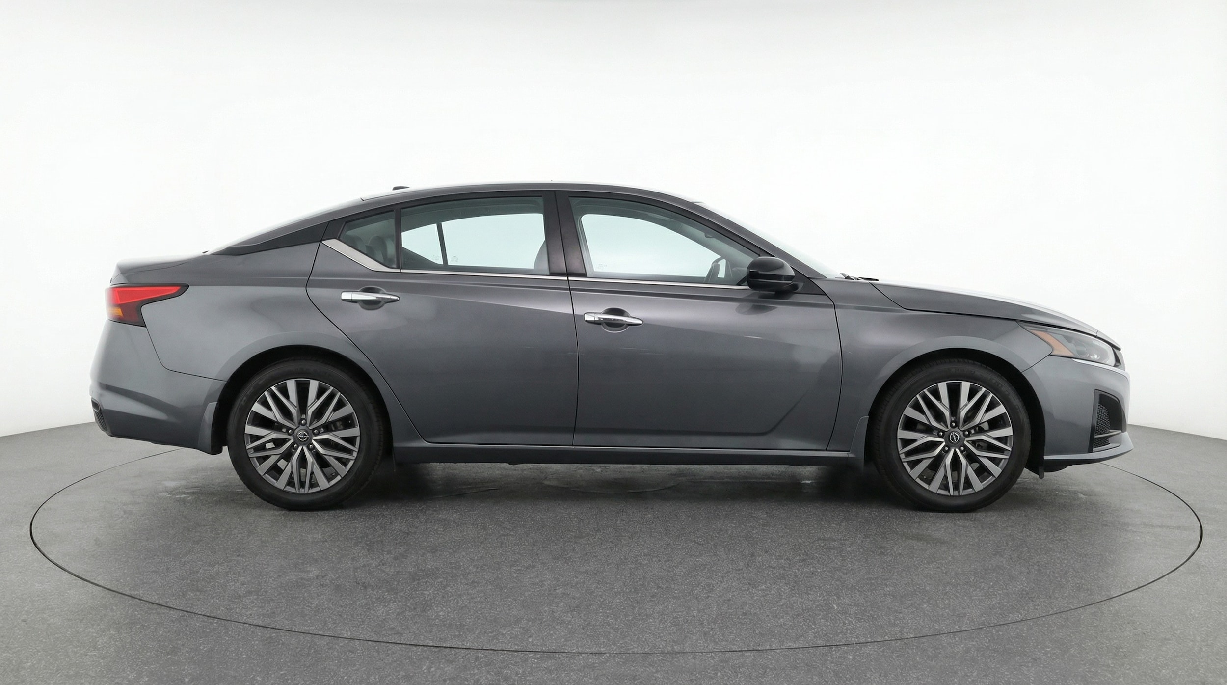 Thumbnail: 2025 Nissan Altima - 8