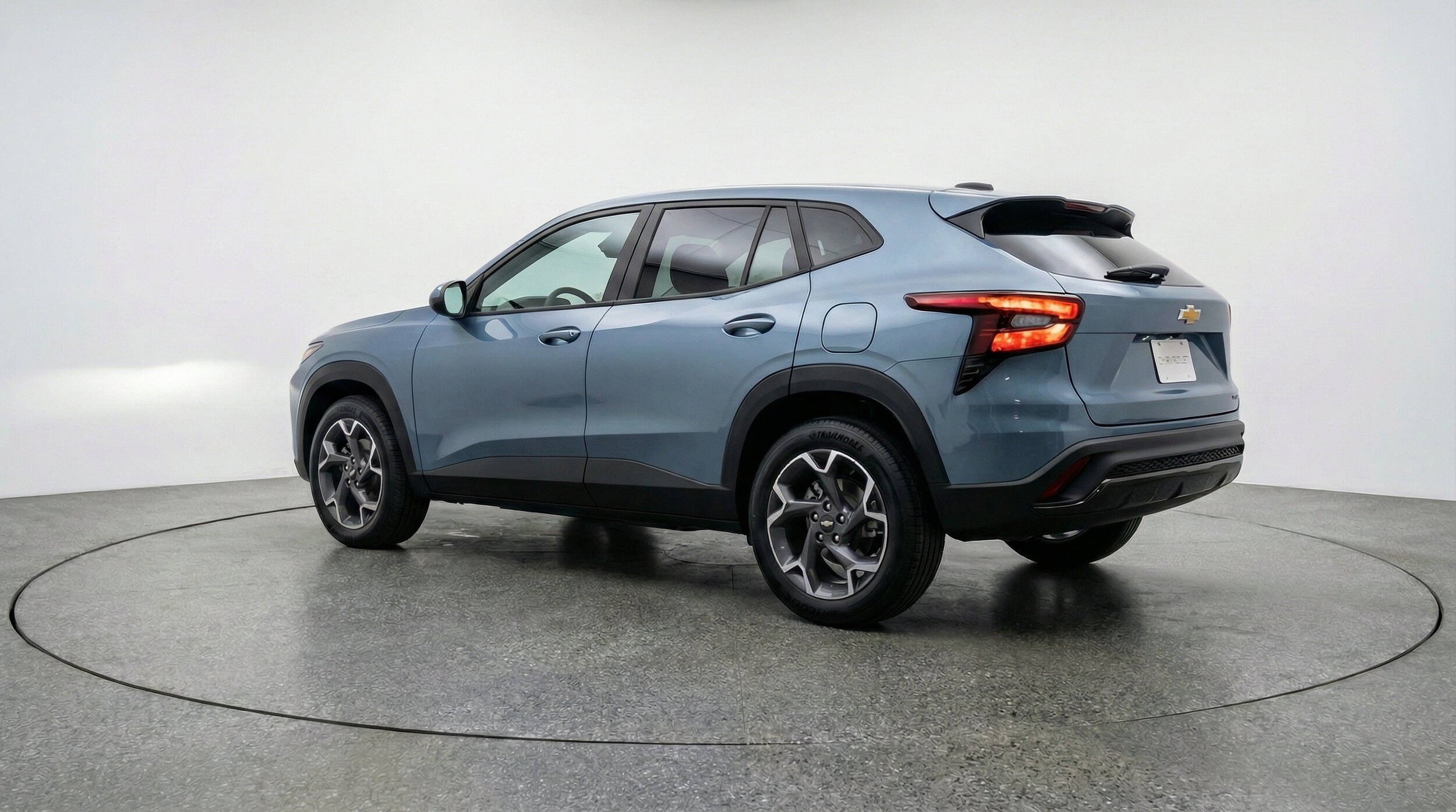 Thumbnail: 2025 Chevrolet Trax - 6