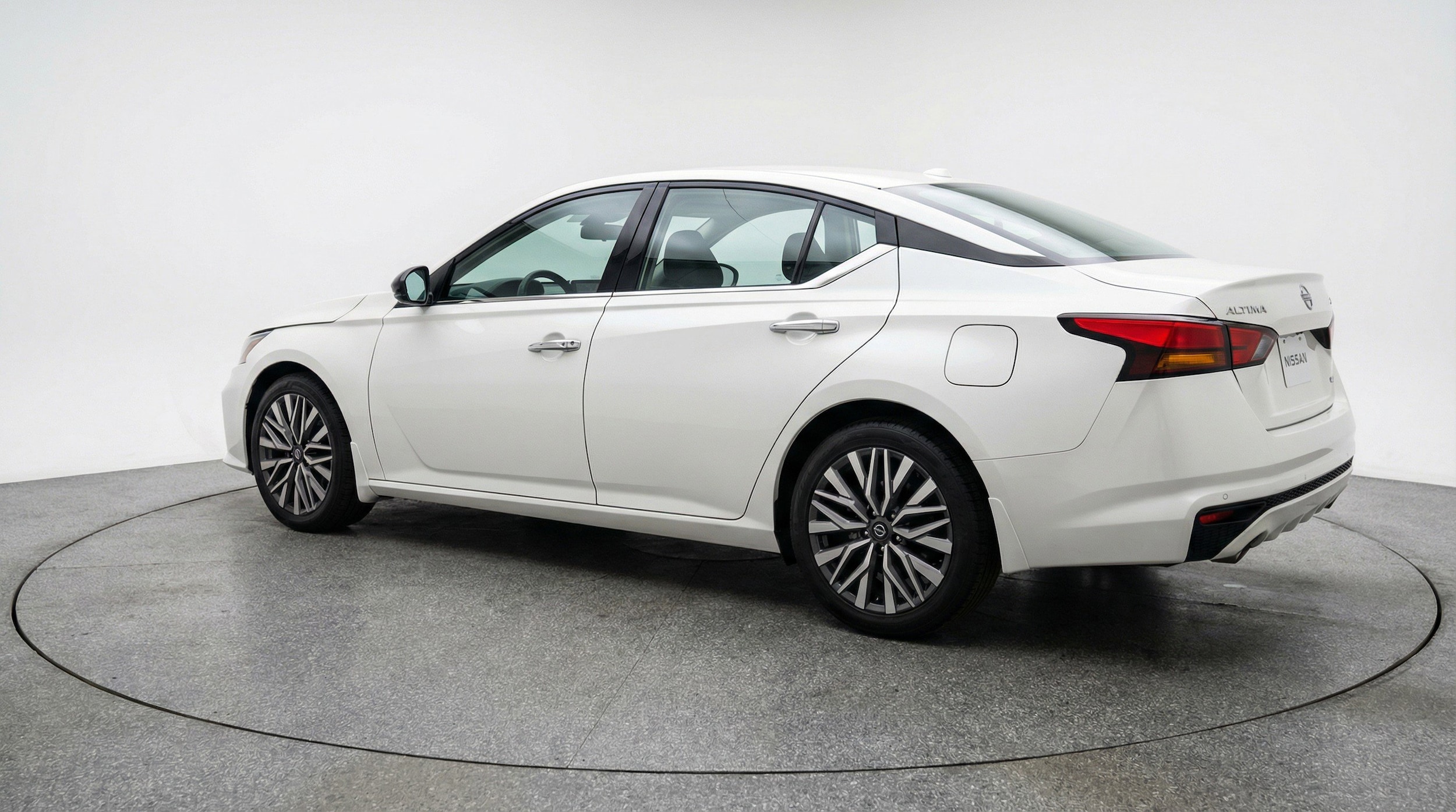 Thumbnail: 2025 Nissan Altima - 6