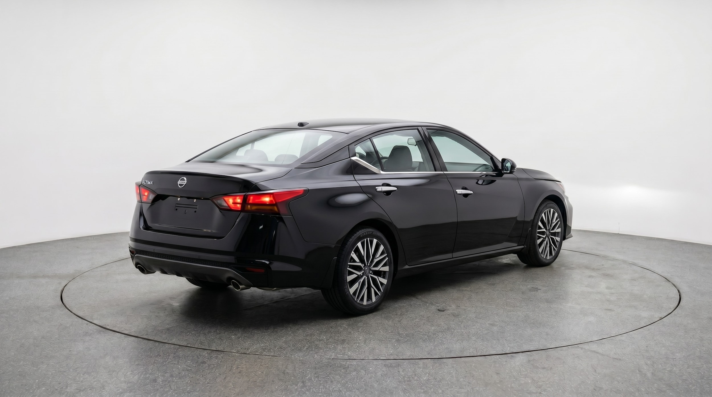 Thumbnail: 2025 Nissan Altima - 7