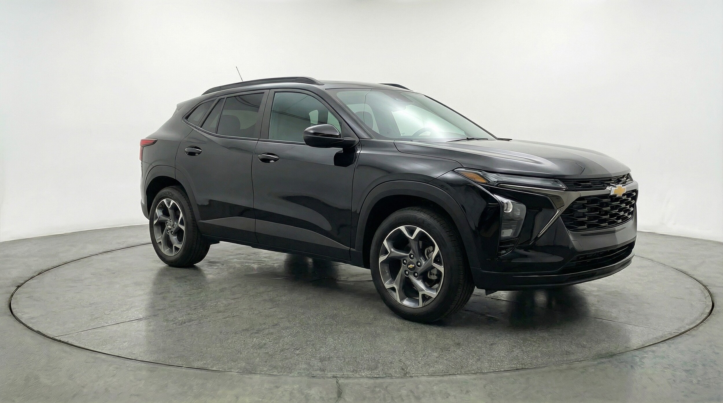 Thumbnail: 2025 Chevrolet Trax - 1
