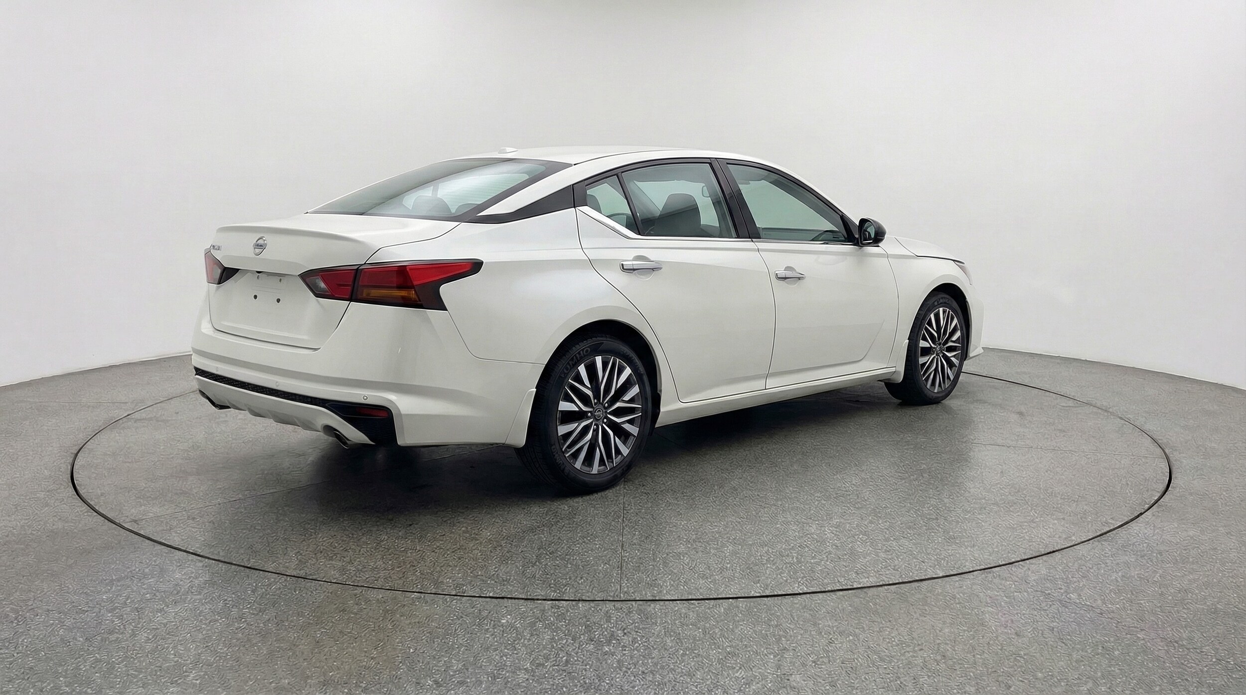 Thumbnail: 2025 Nissan Altima - 7