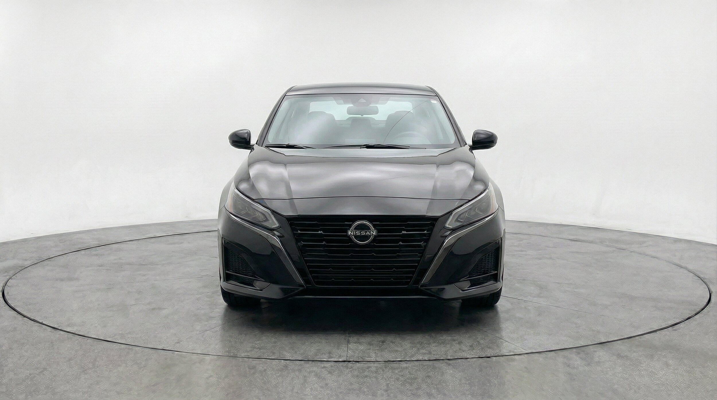 Thumbnail: 2025 Nissan Altima - 2