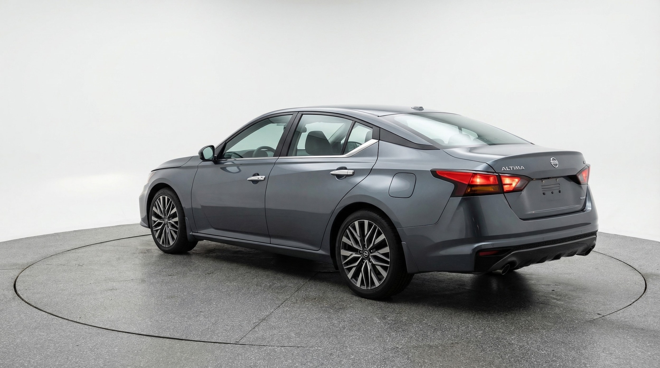 Thumbnail: 2025 Nissan Altima - 5