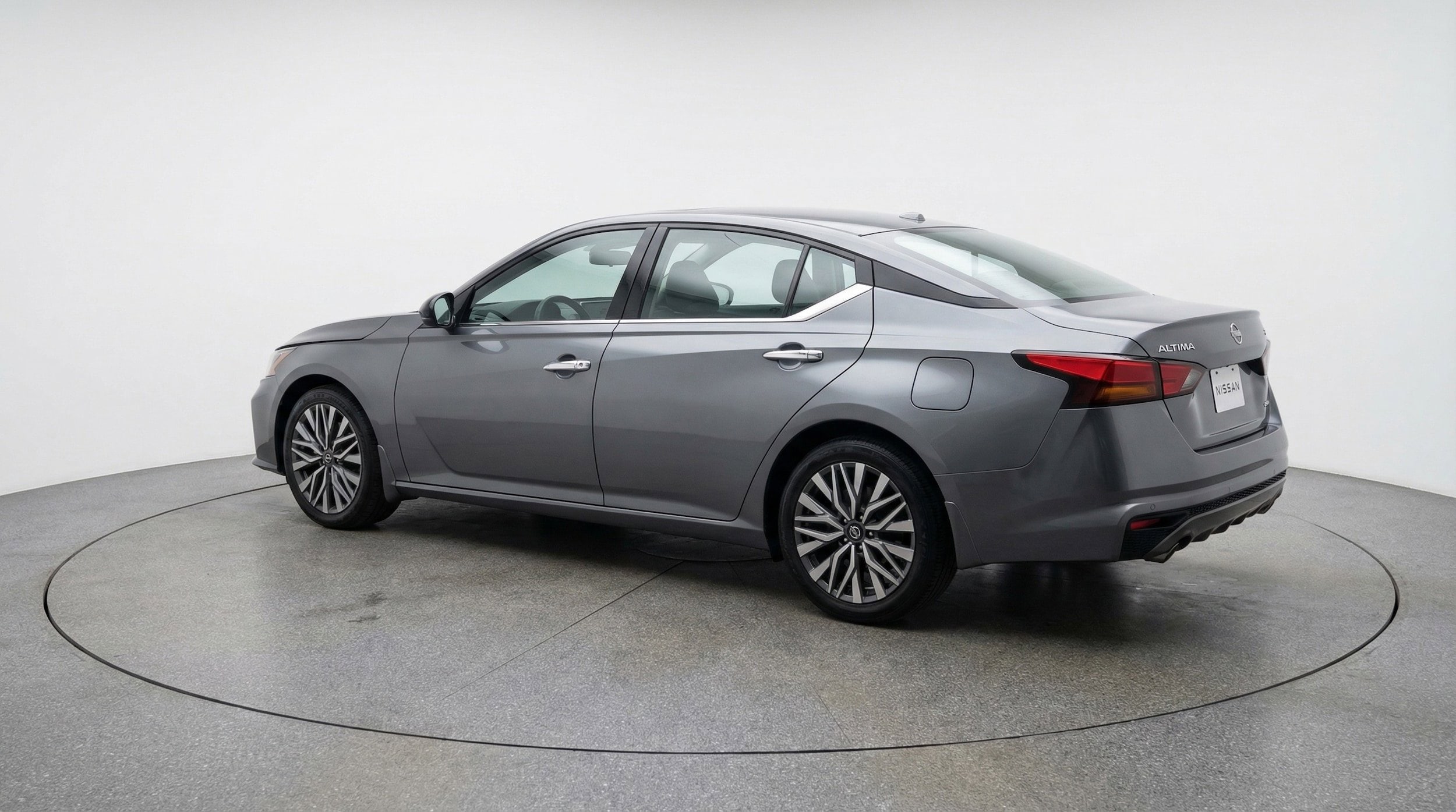 Thumbnail: 2025 Nissan Altima - 5