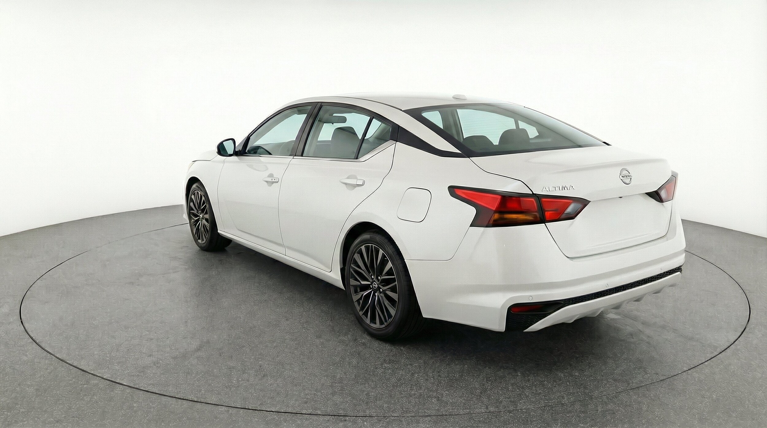 Thumbnail: 2025 Nissan Altima - 6