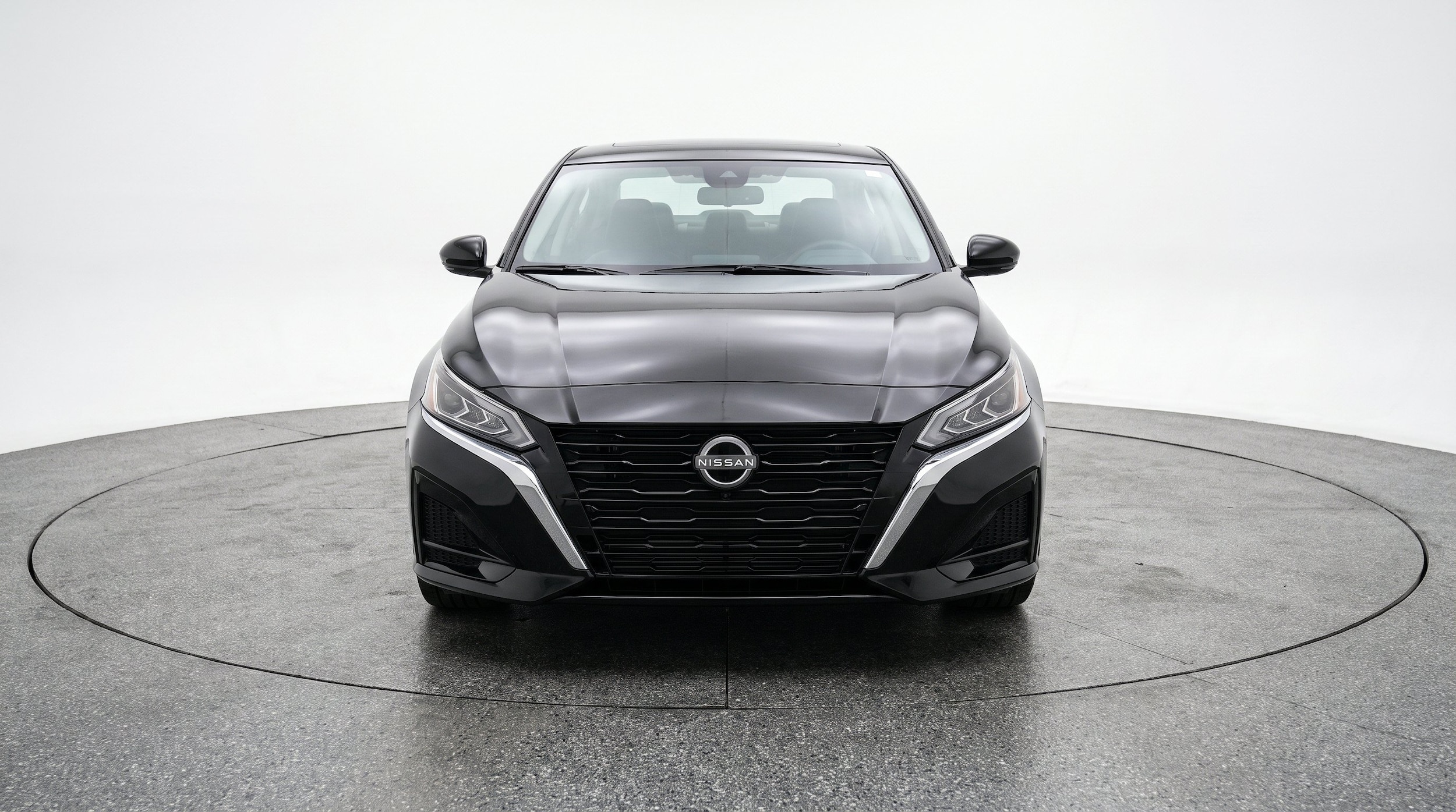 Thumbnail: 2025 Nissan Altima - 2