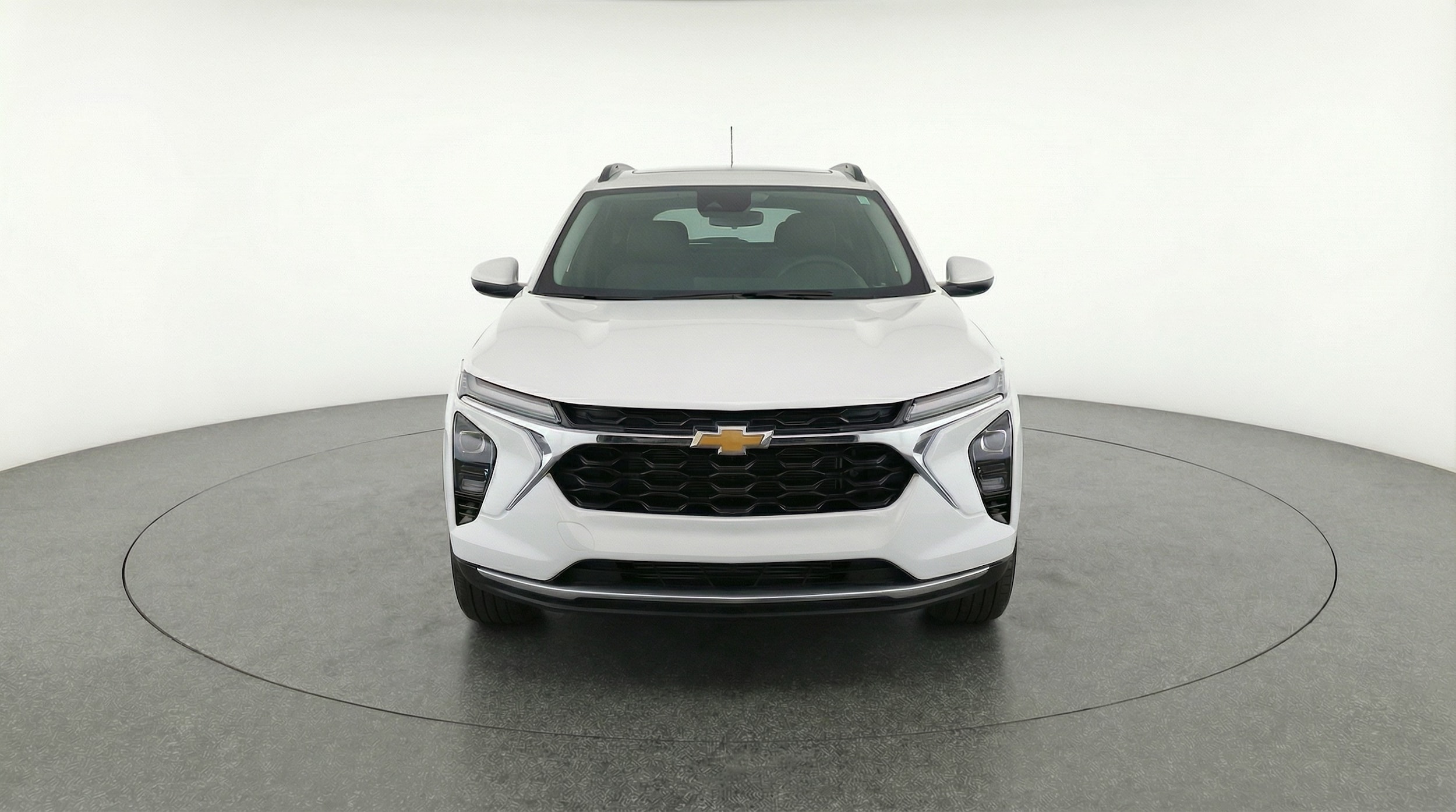 Thumbnail: 2025 Chevrolet Trax - 2