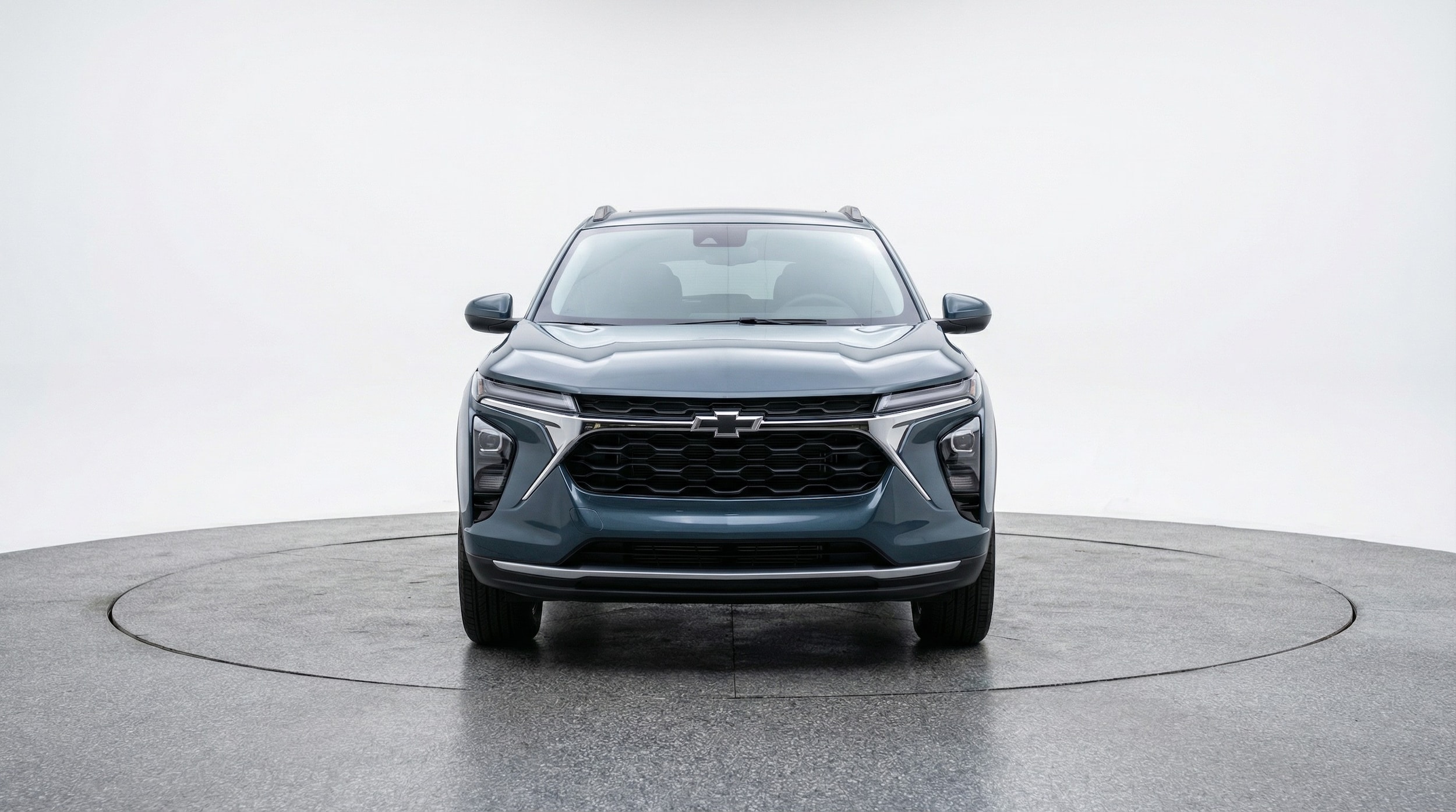 Thumbnail: 2025 Chevrolet Trax - 2