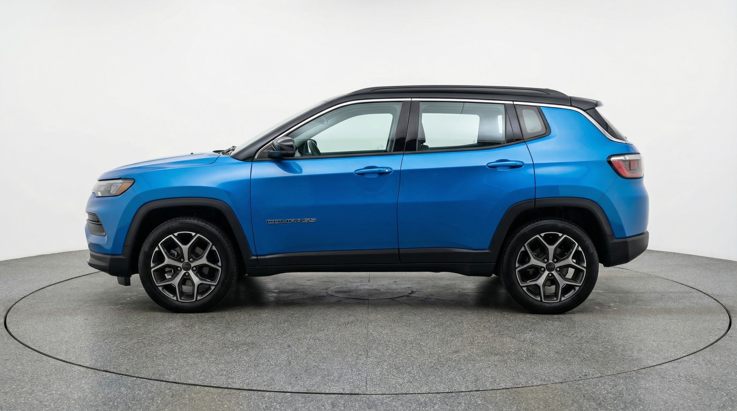 Thumbnail: 2025 Jeep Compass - 4