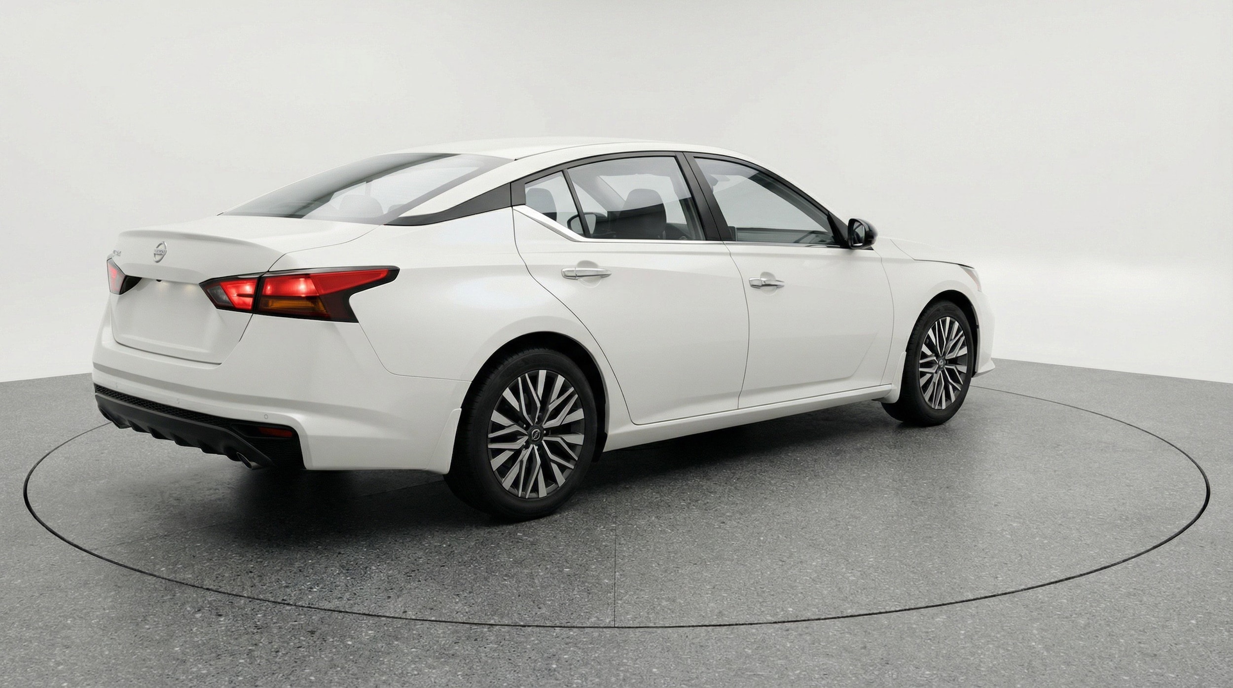 Thumbnail: 2025 Nissan Altima - 9