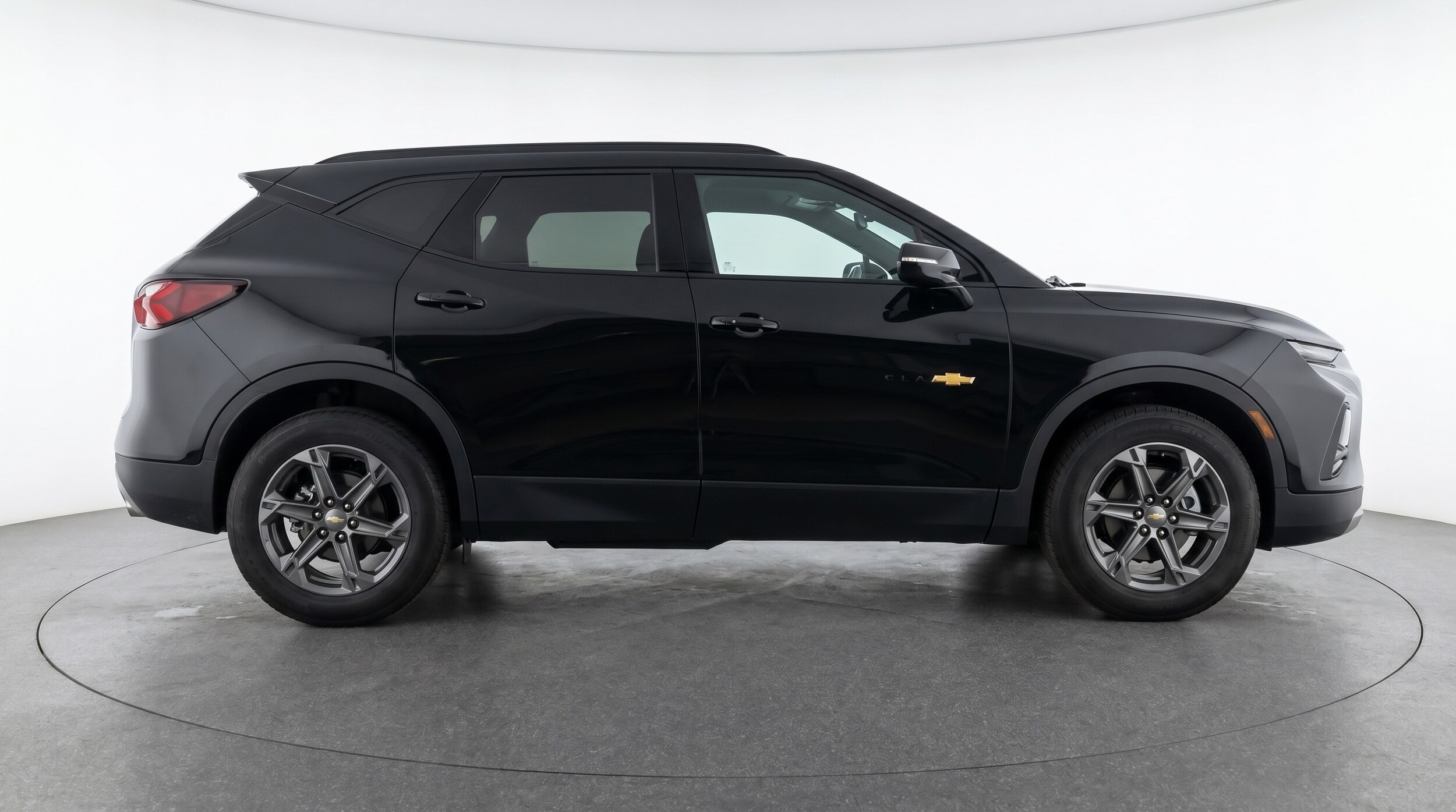 Thumbnail: 2025 Chevrolet Blazer - 8