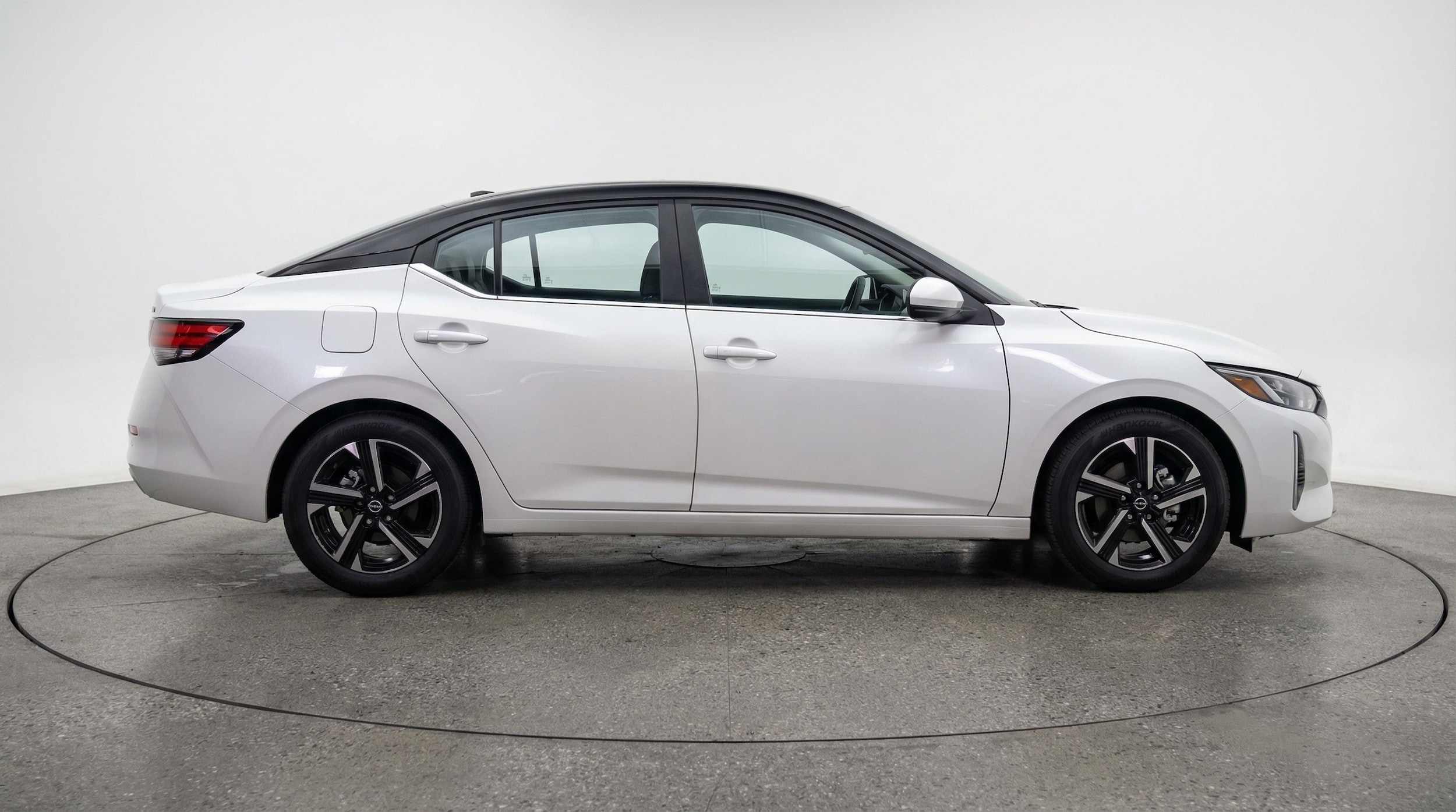 Thumbnail: 2025 Nissan Sentra - 8
