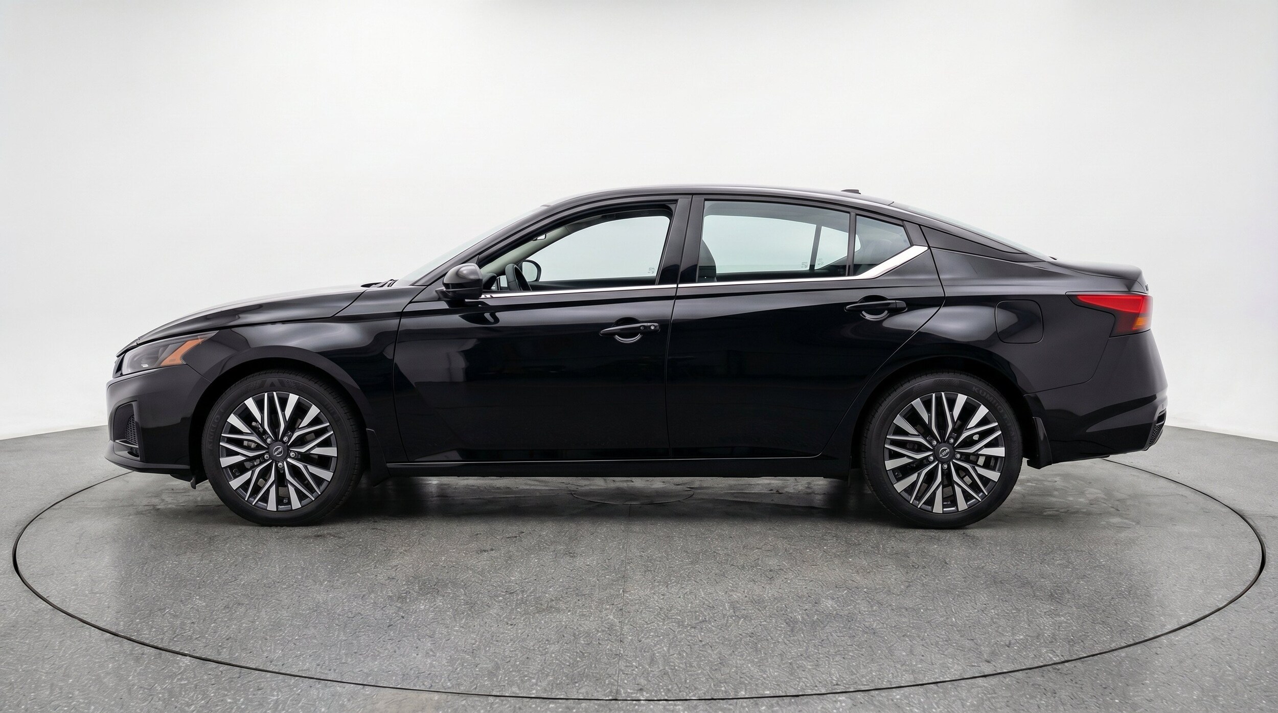 Thumbnail: 2026 Nissan Altima - 5