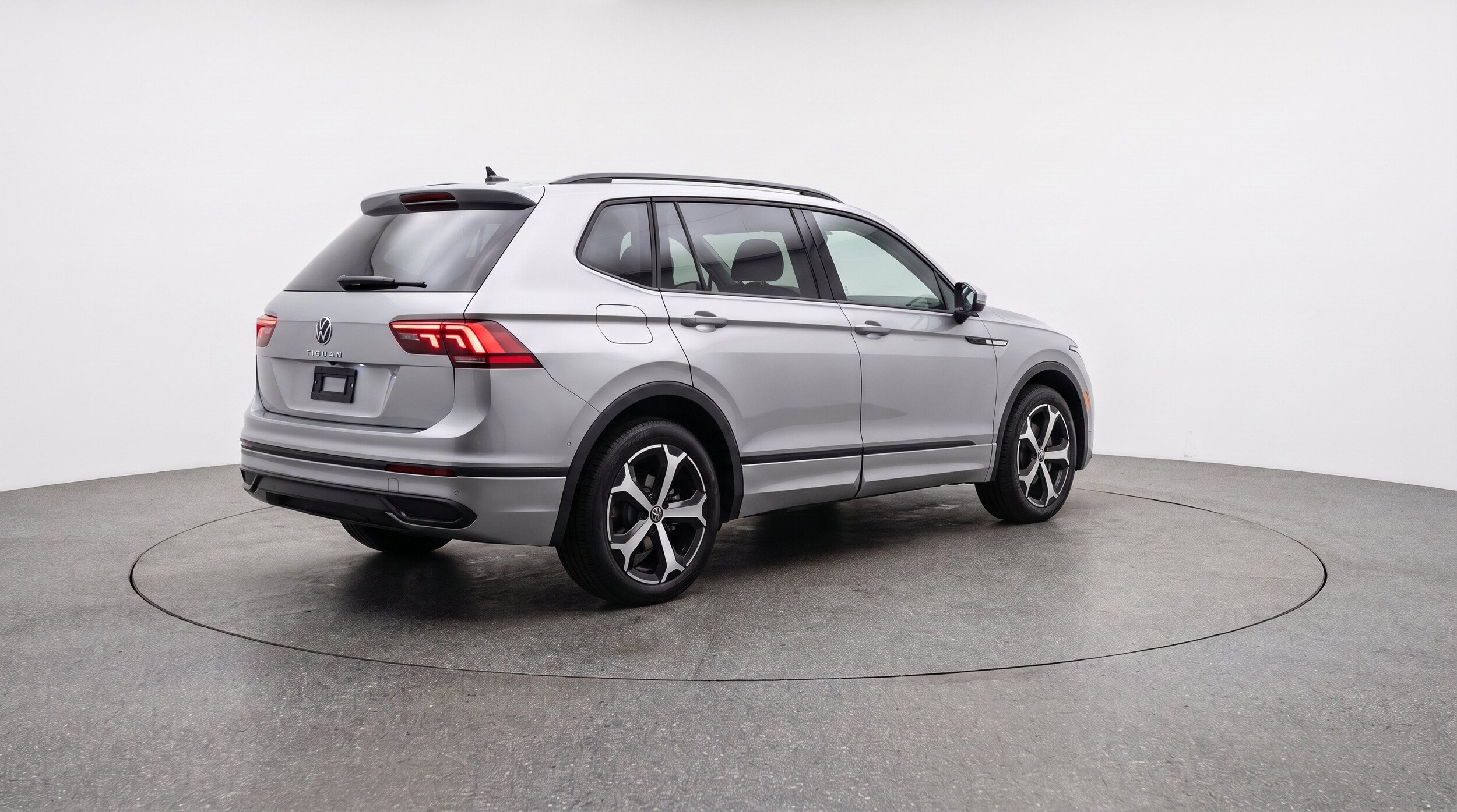 Thumbnail: 2026 Volkswagen Tiguan - 9