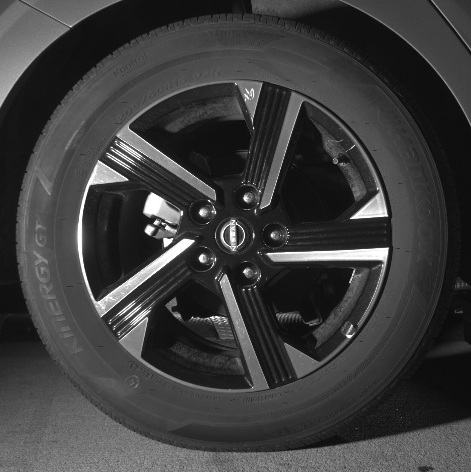 Thumbnail: 2025 Nissan Sentra - 12