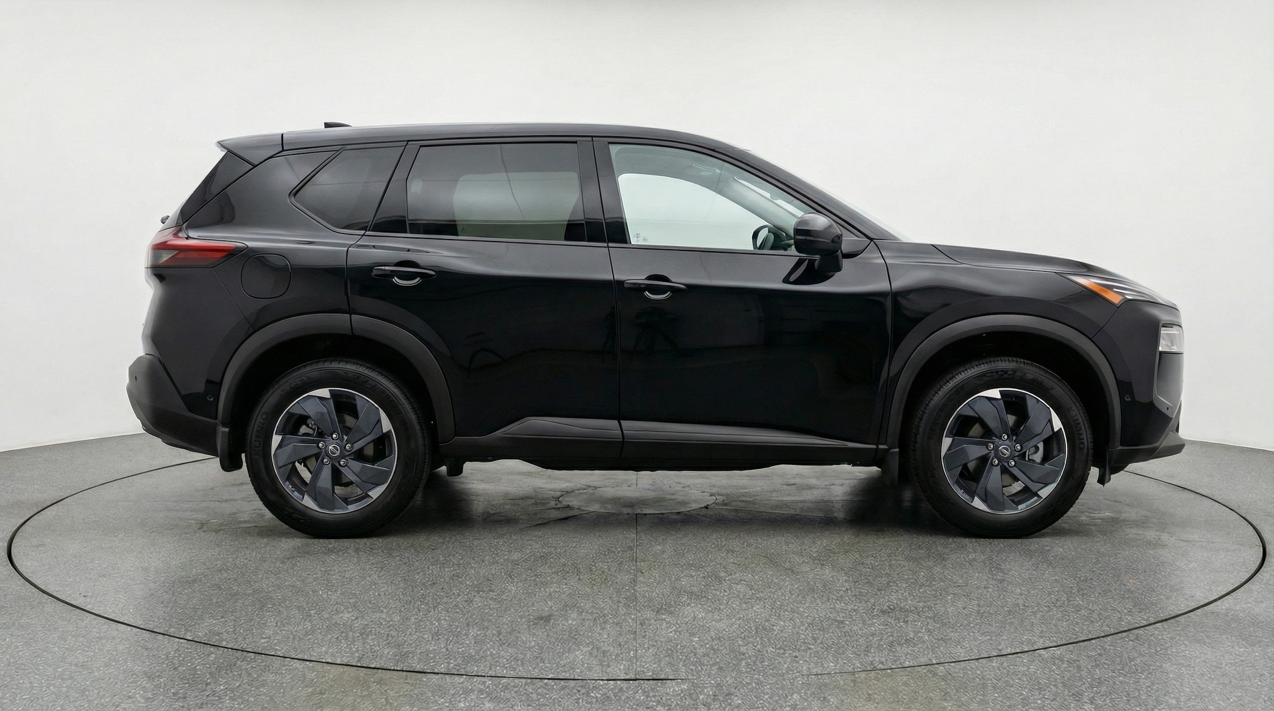 Thumbnail: 2025 Nissan Rogue - 8