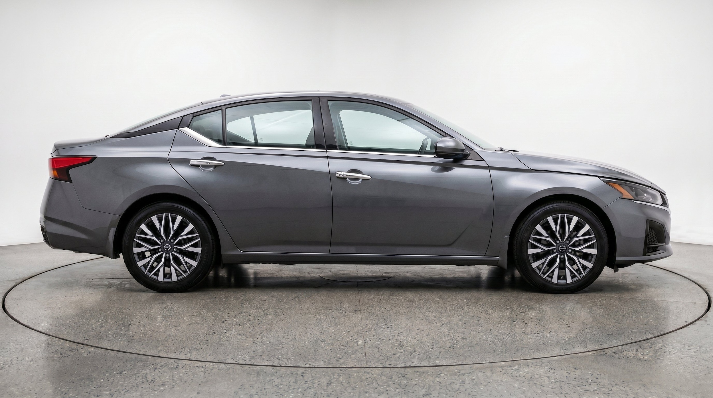 Thumbnail: 2025 Nissan Altima - 11