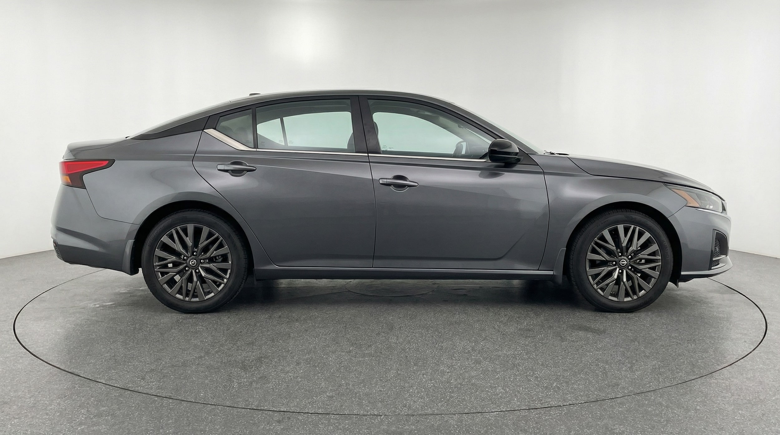 Thumbnail: 2025 Nissan Altima - 8