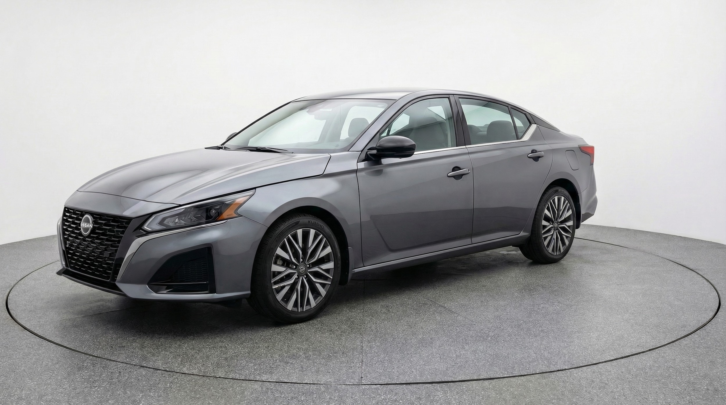 Thumbnail: 2025 Nissan Altima - 3