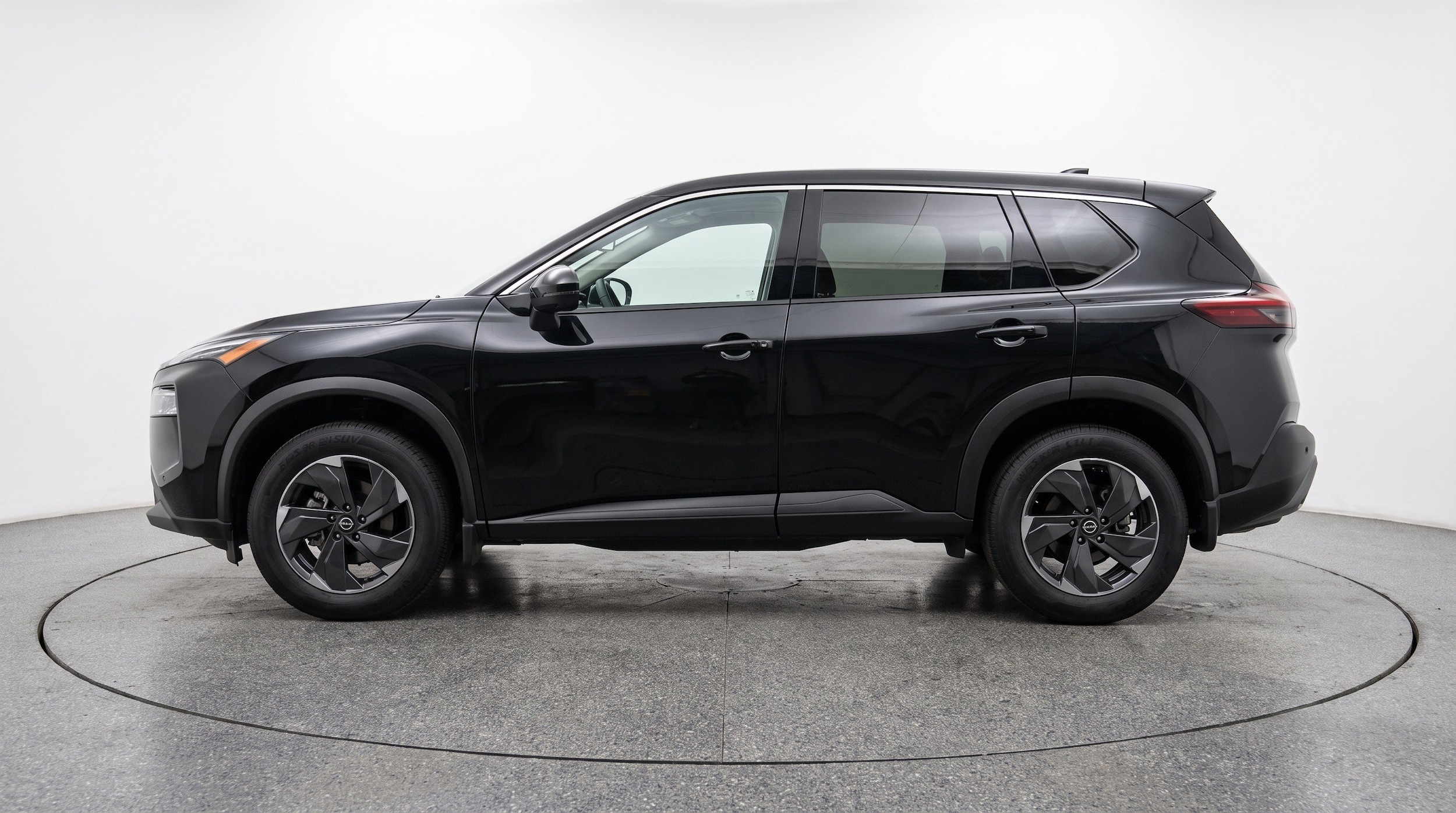 Thumbnail: 2025 Nissan Rogue - 5